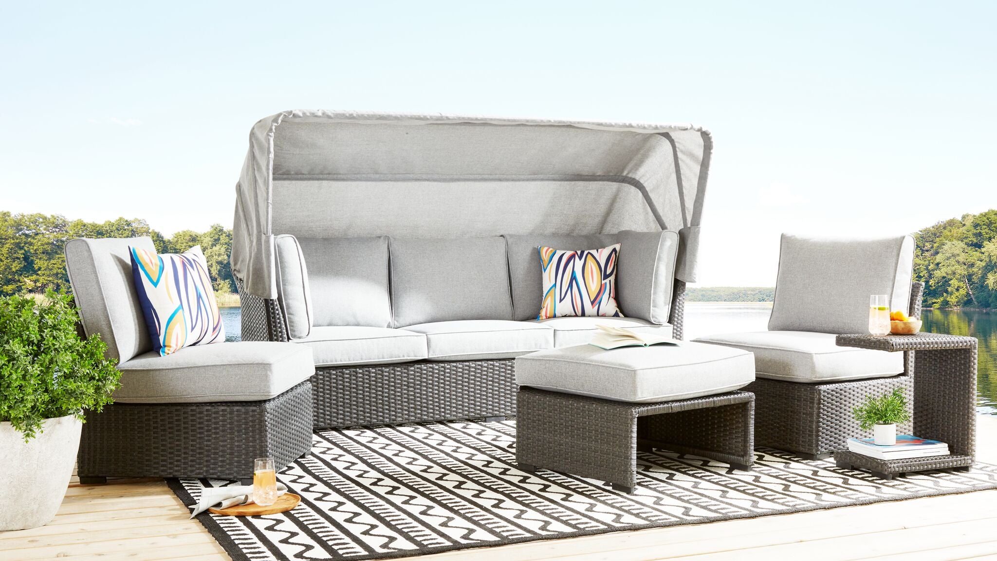 Caprie Outdoor Day Bed - Black & Grey - Perfect for Patio, Garden, or Poolside Relaxation