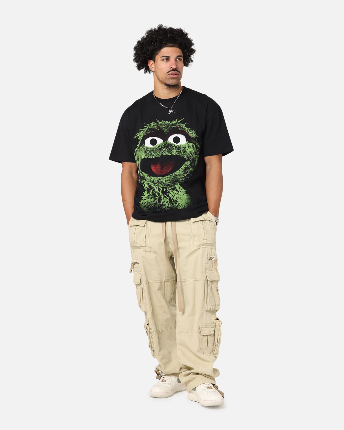 American Thrift X Sesame Street Oscar The Grouch Graphic Heavy Cotton T-Shirt - Black | Vintage Cartoon Tee for Men & Women | Perfect for Casual Wear, Cosplay & Street Fashion