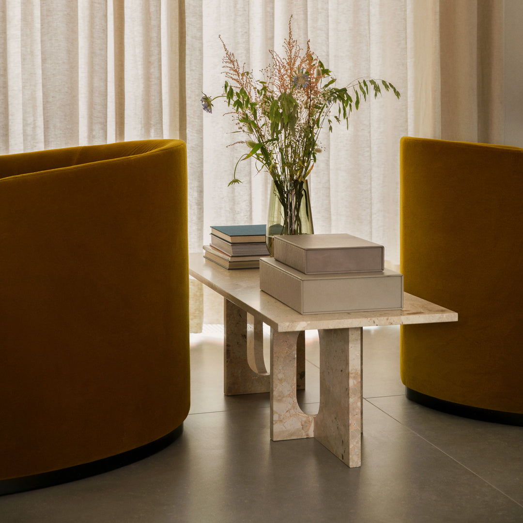 Theresa Arns Echasse Vase - Modern Ceramic Home Decor for Dining Table, Living Room & Office - Perfect for Flowers, Centerpieces & Interior Design