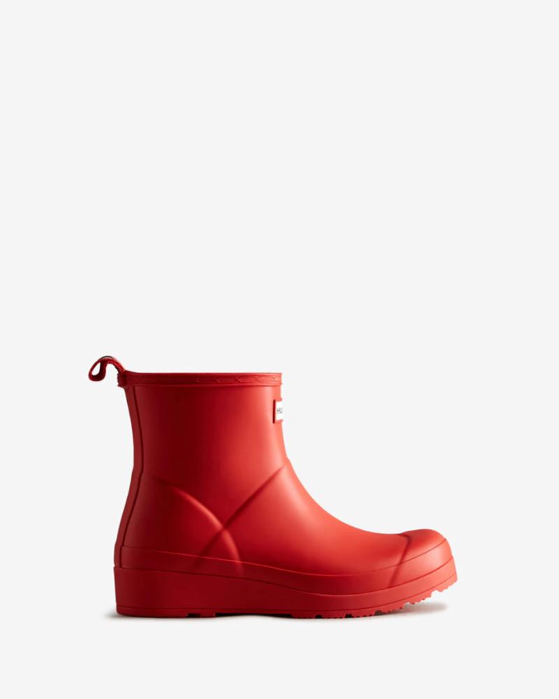 Hunter Women's S Play Short Boot - Waterproof Chelsea Boots for Women, Comfortable Ankle Booties in Red, Size M | Perfect for Casual Outfits, Work & Outdoor Activities