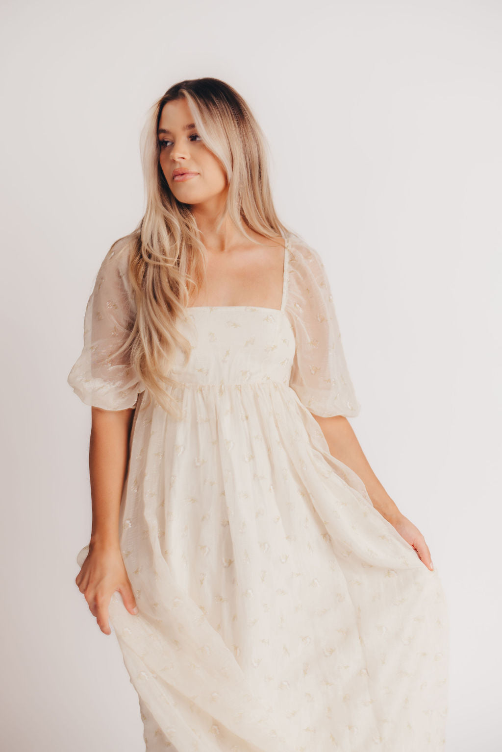Butter Floral Smocked Maternity Maxi Dress - Bump Friendly, Inclusive Sizing S-3XL for Pregnancy, Baby Showers & Summer Vacations