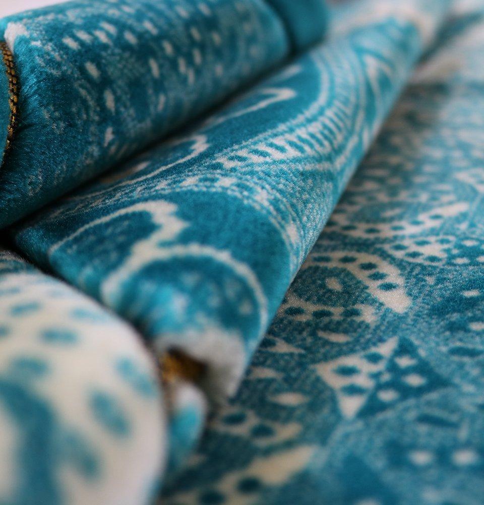 Premium Double Plush Extra Large Prayer Rug - Soft & Comfortable Paisley Turquoise Design for Home, Mosque, or Travel Use