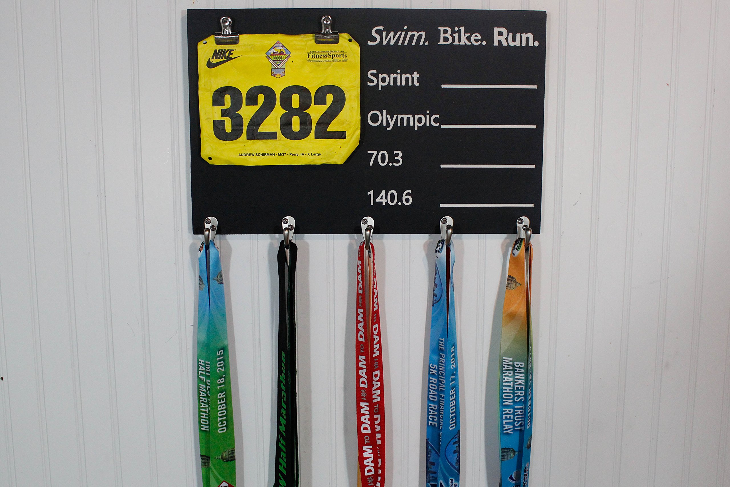 Triathlon Medal Holder - Swim Bike Run Chalkboard Display for Race Medals & Bib Numbers - Wooden Carved Wall Sign - Perfect for Triathlete Home Decor & Race Memorabilia Organization