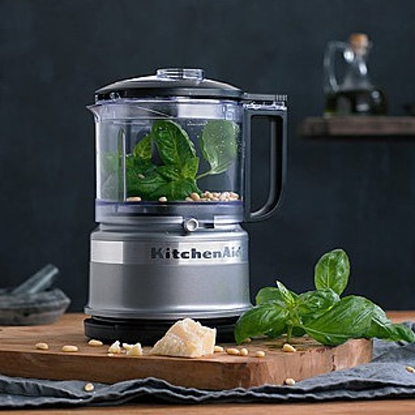 KitchenAid 3.5 Cup Mini Food Chopper & Food Processor - Compact Countertop Appliance for Chopping, Slicing & Pureeing - Perfect for Small Kitchens, Dorms & RVs (Contour Silver, KFC3516CU)