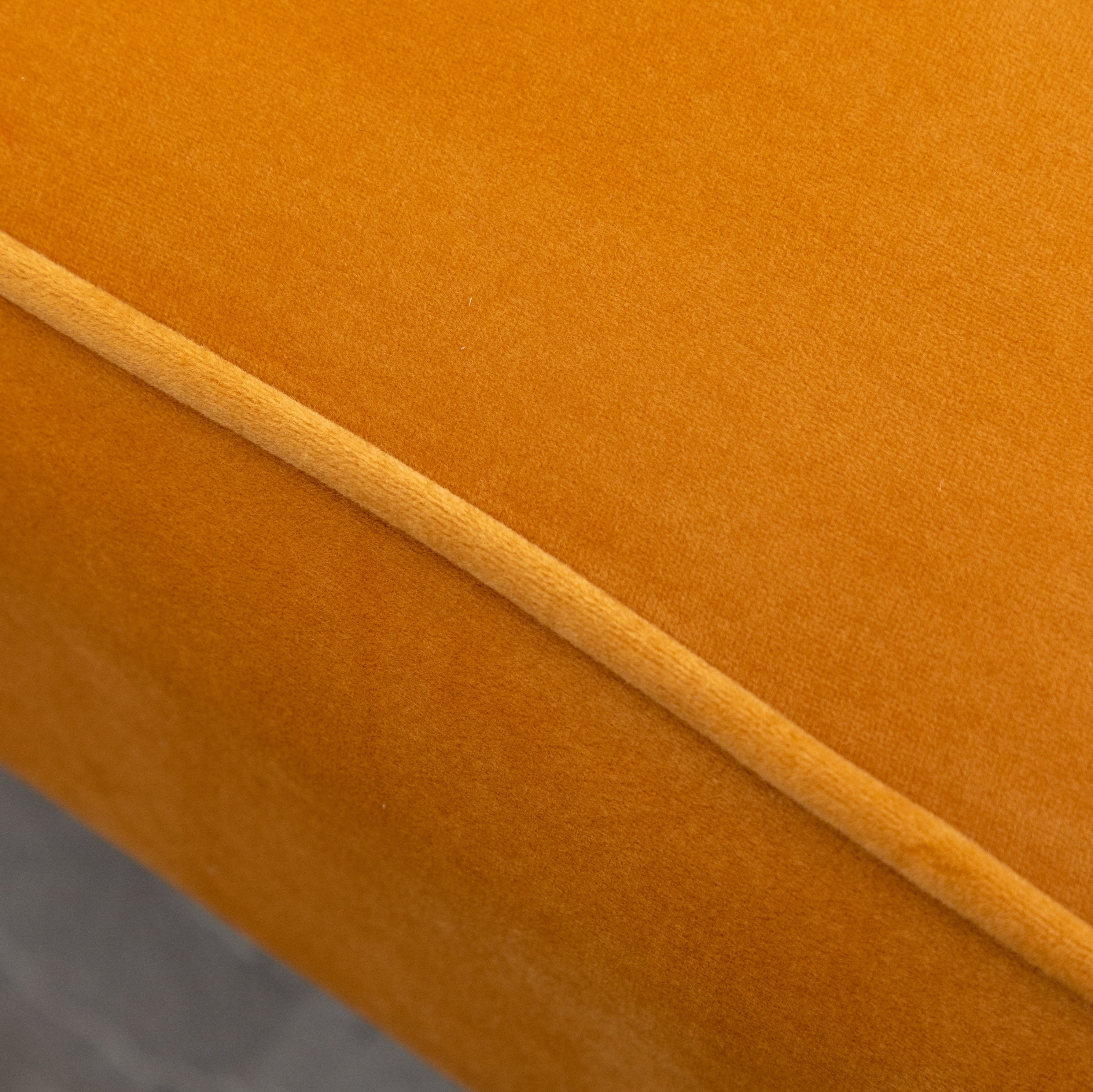 Roundhill Furniture Elon Contemporary Velvet Upholstered Accent Chair in Gold - Modern Living Room Seating for Home Office, Lounge & Bedroom Decor