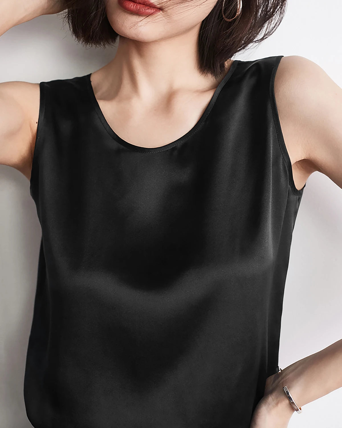 Silk Shell Tank Top for Women - Round Neck Sleeveless Blouse - Breathable & Soft Summer Camisole - Perfect for Layering, Office Wear & Casual Outfits