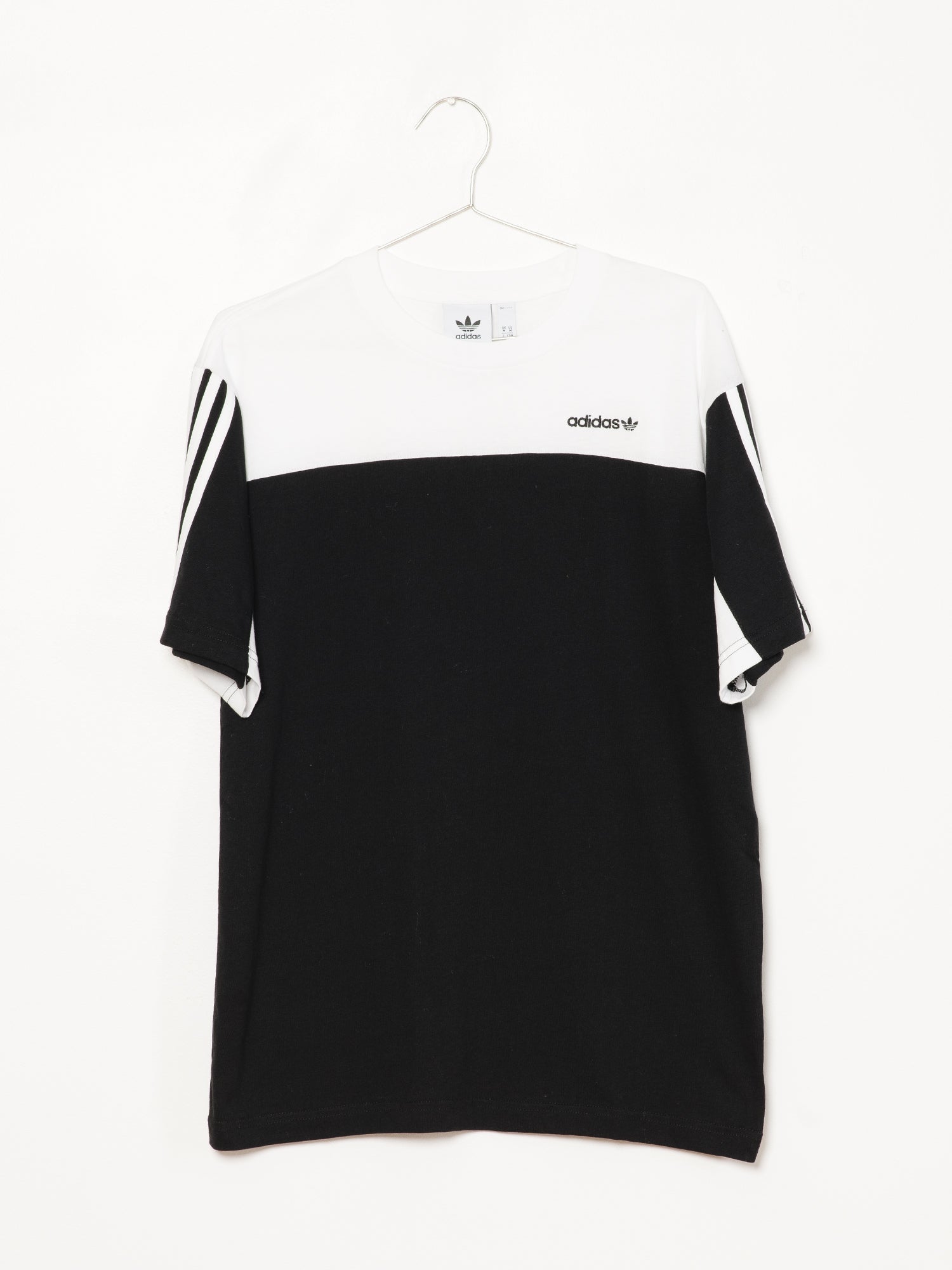Adidas Classics Short Sleeve T-Shirt for Men & Women - Comfortable Cotton Casual Tee - Perfect for Gym, Running, Sports & Everyday Wear - Clearance Sale
