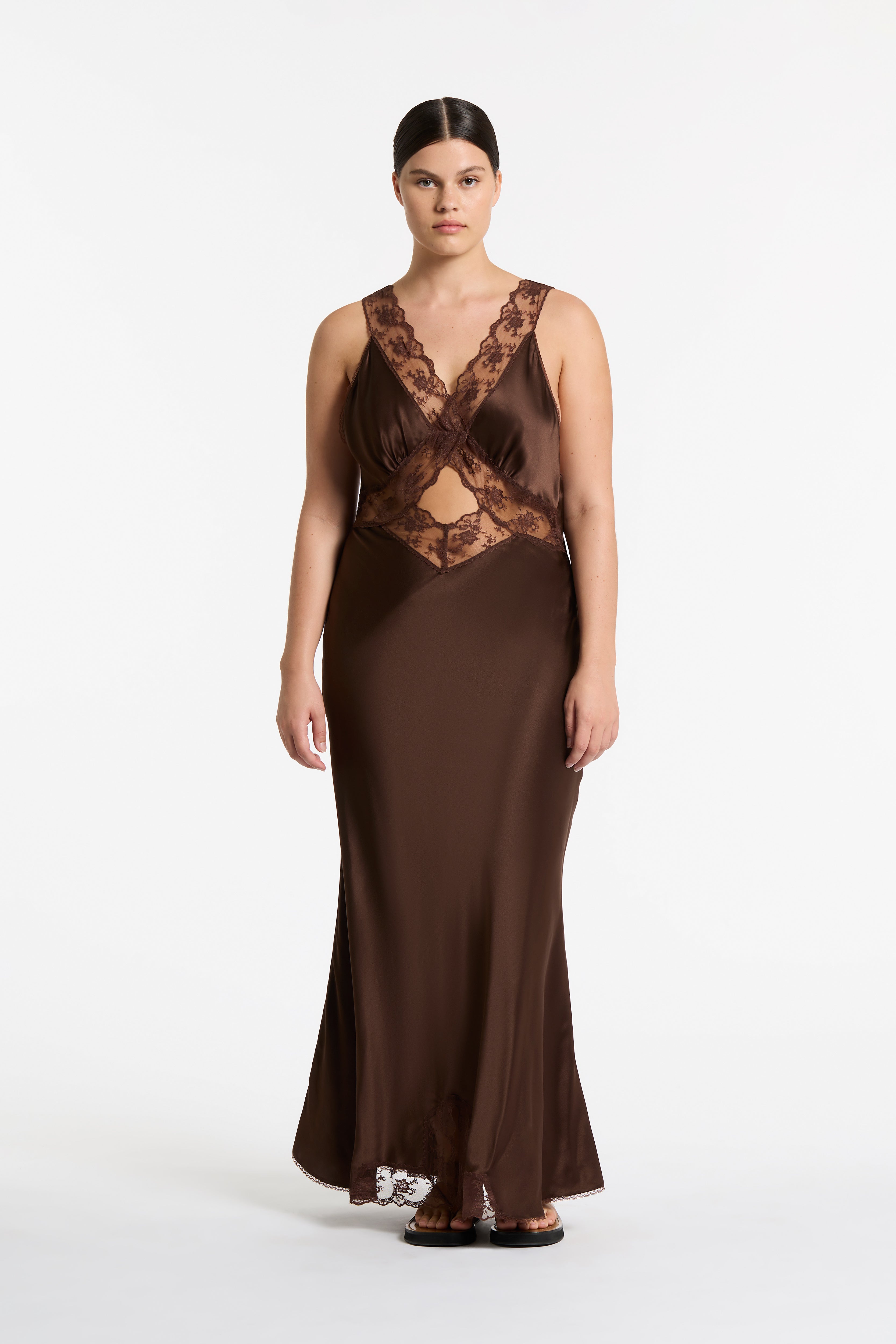 Elegant Aries Cut Out Gown - Sexy Backless Evening Dress for Women, Perfect for Prom, Party, Wedding & Special Occasions