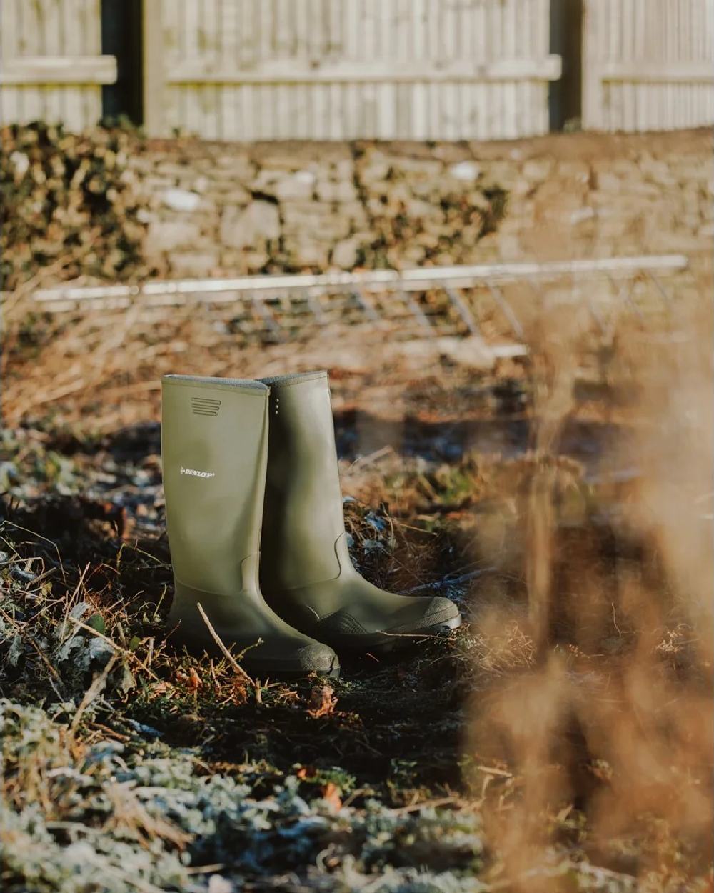 Dunlop Pricemaster Wellingtons - Waterproof Rubber Boots for Men & Women - Perfect for Gardening, Farming, Hiking & Outdoor Activities