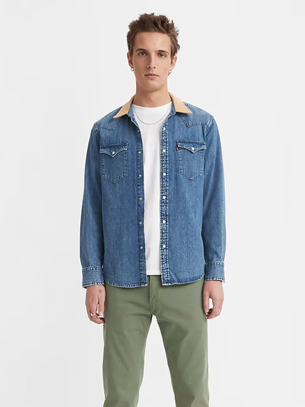 Levi's Men's Classic Western Standard Fit Shirt - Medium Wash Denim Shirt for Casual Wear & Outdoor Activities (Size Medium)