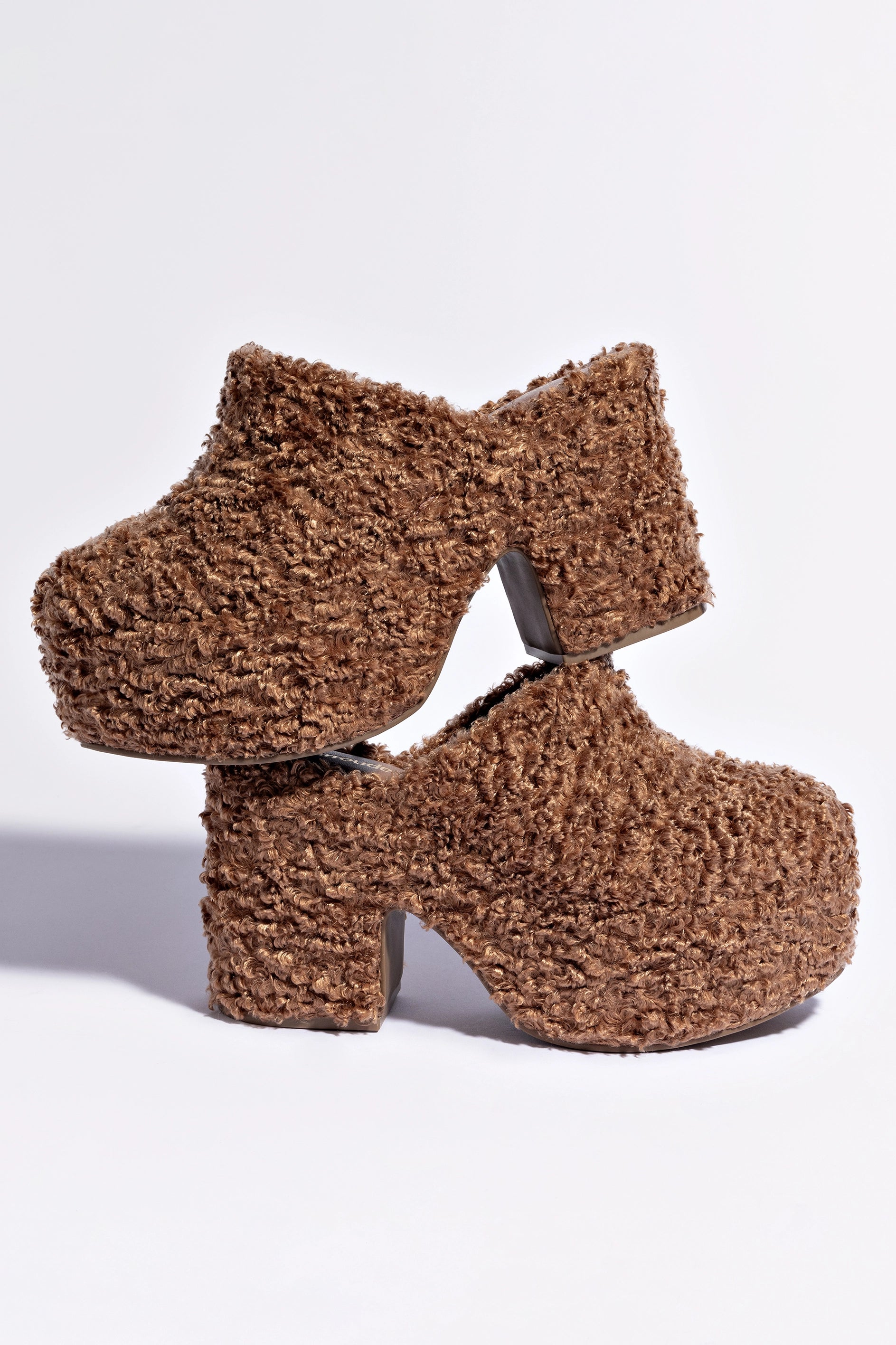 Miso Clog Brown Shearling Slippers - Warm & Comfortable Winter House Shoes for Women, Indoor & Outdoor Use - Perfect for Home, Office, and Casual Wear