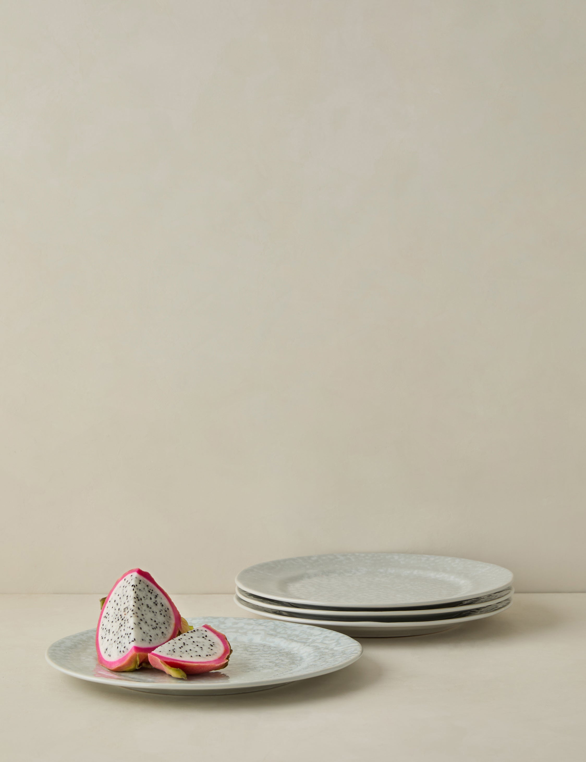 Geneva Stoneware Dinnerware Set - Elegant & Durable Ceramic Plates, Bowls & Mugs for Everyday Use - Perfect for Family Dinners, Restaurants & Home Decor
