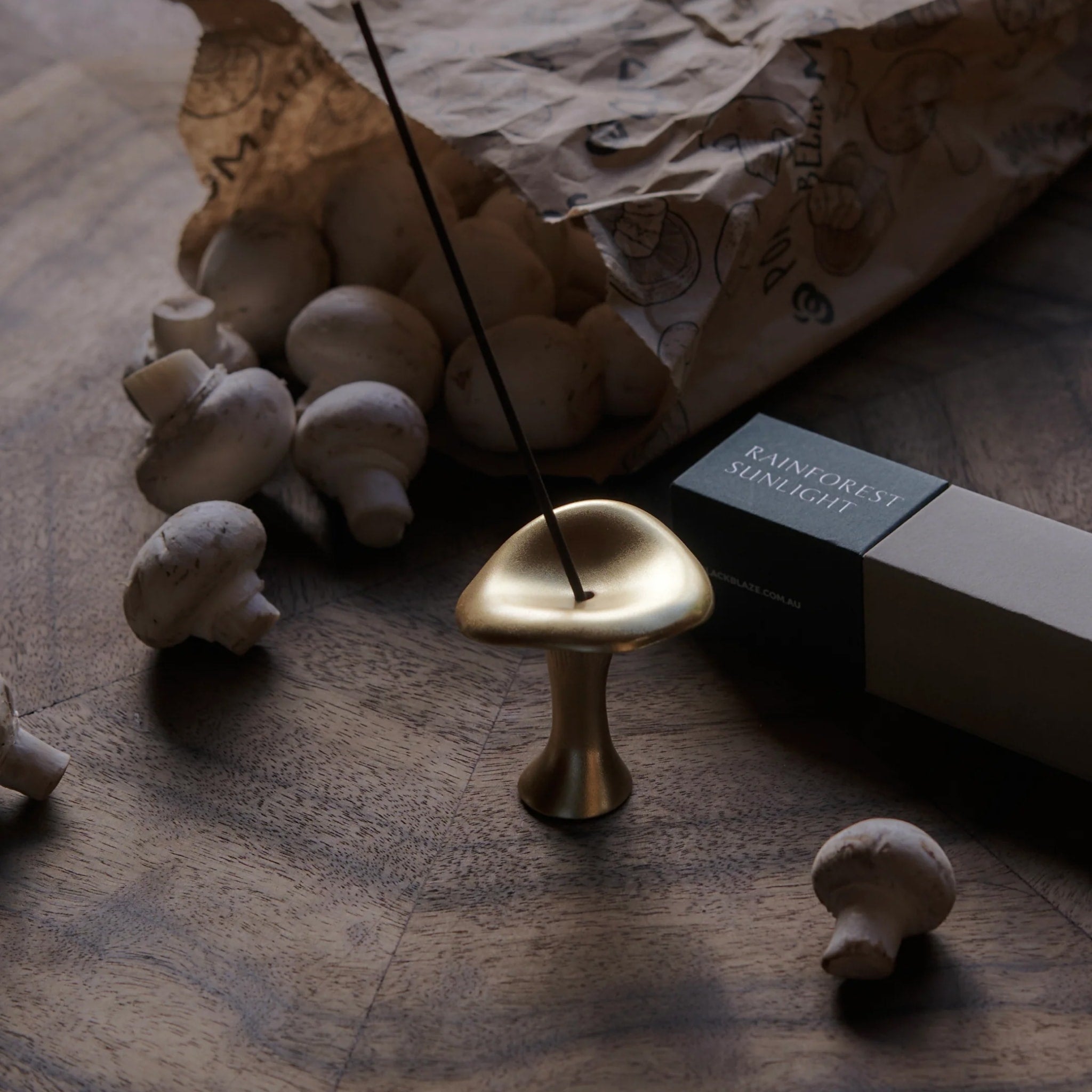 BLACK BLAZE Mushroom Incense Burner - Handcrafted Gold Ceramic Aroma Diffuser for Meditation, Yoga & Home Decor | Perfect Gift for Relaxation & Aromatherapy