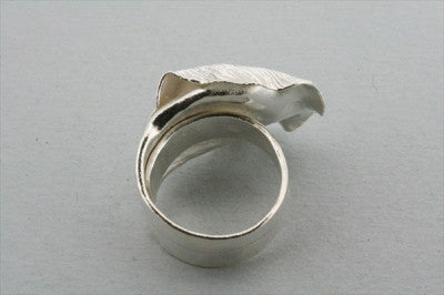 Elegant Gold Foiled Leaf Ring for Women - Nature-Inspired Jewelry for Everyday Wear & Special Occasions