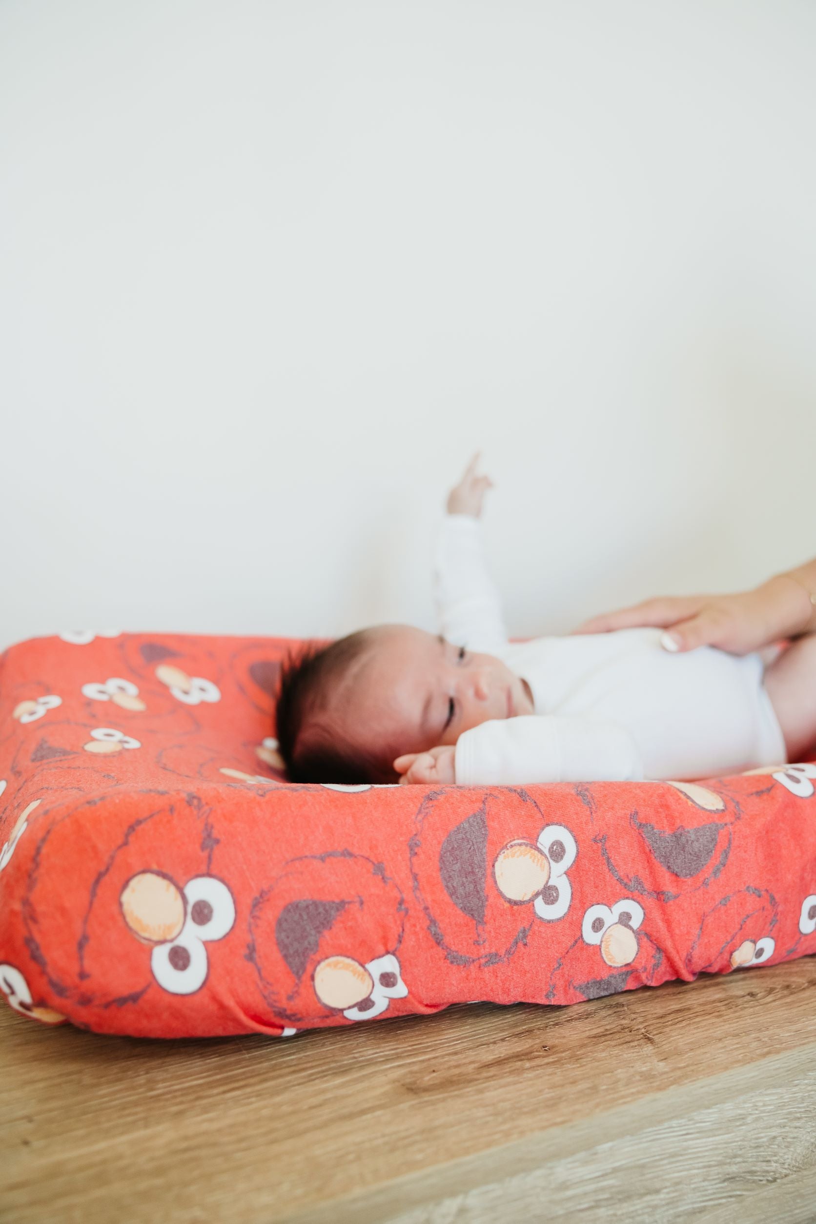 Premium Knit Diaper Changing Pad Cover with Elmo Design - Soft, Washable & Waterproof Baby Changing Mat for Nursery, Travel & On-the-Go Diaper Changes