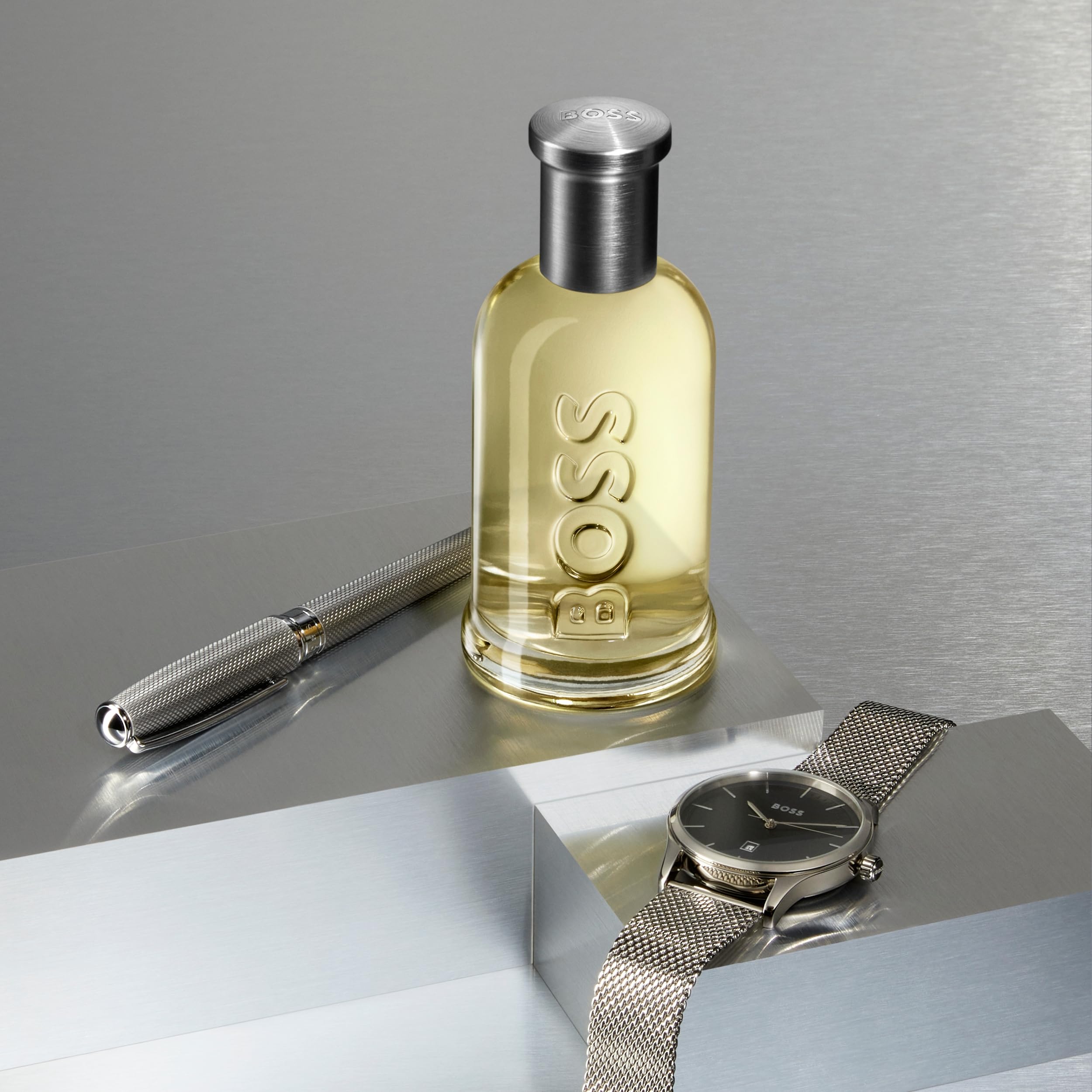 Hugo Boss Bottled Eau de Toilette for Men | Woody Cologne with Apple, Cinnamon & Sandalwood Notes | Long Lasting Fragrance Spray | Perfect for Date Night, Office & Special Occasions