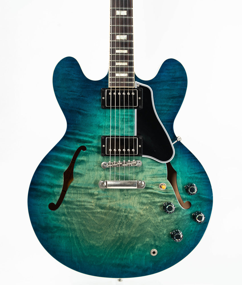 2018 Gibson ES-335 Figured Semi-Hollow Electric Guitar in Aquamarine – Premium Vintage Tone for Blues, Jazz & Rock Performances