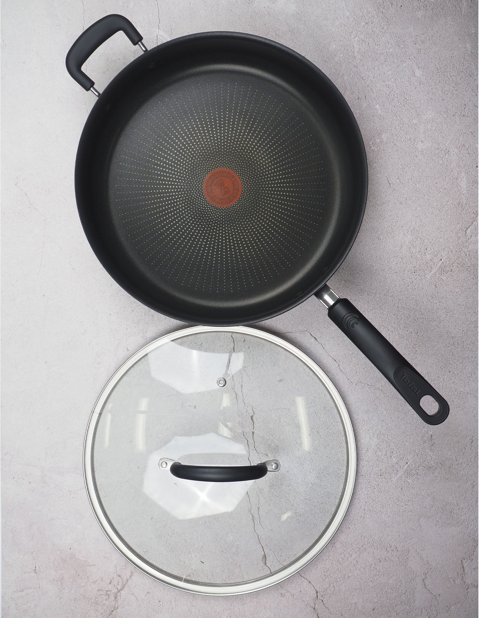 Tefal Specialty Hard Anodised Non-Stick 30cm Sauté Pan with Lid - Perfect for Frying, Searing & Cooking Steak, Vegetables & More