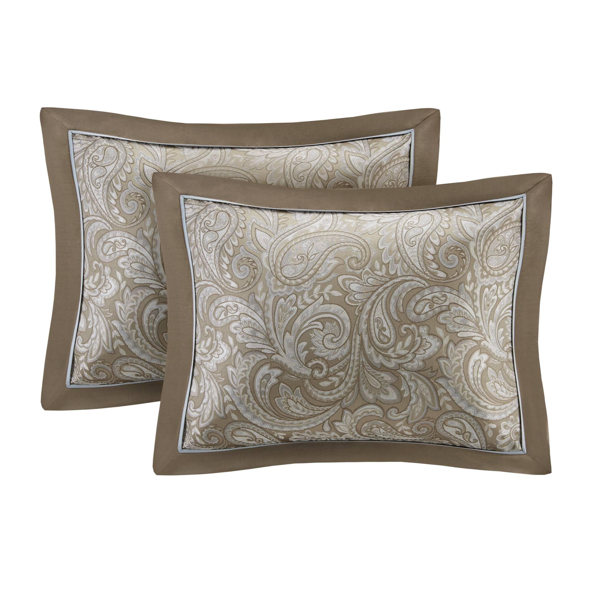 Madison Park Essentials Bristol 24-Piece Bed in a Bag Set - Faux Silk Comforter with Jacquard Paisley Design, Matching Curtains, Down Alternative & Hypoallergenic All-Season Bedding - King Size 104