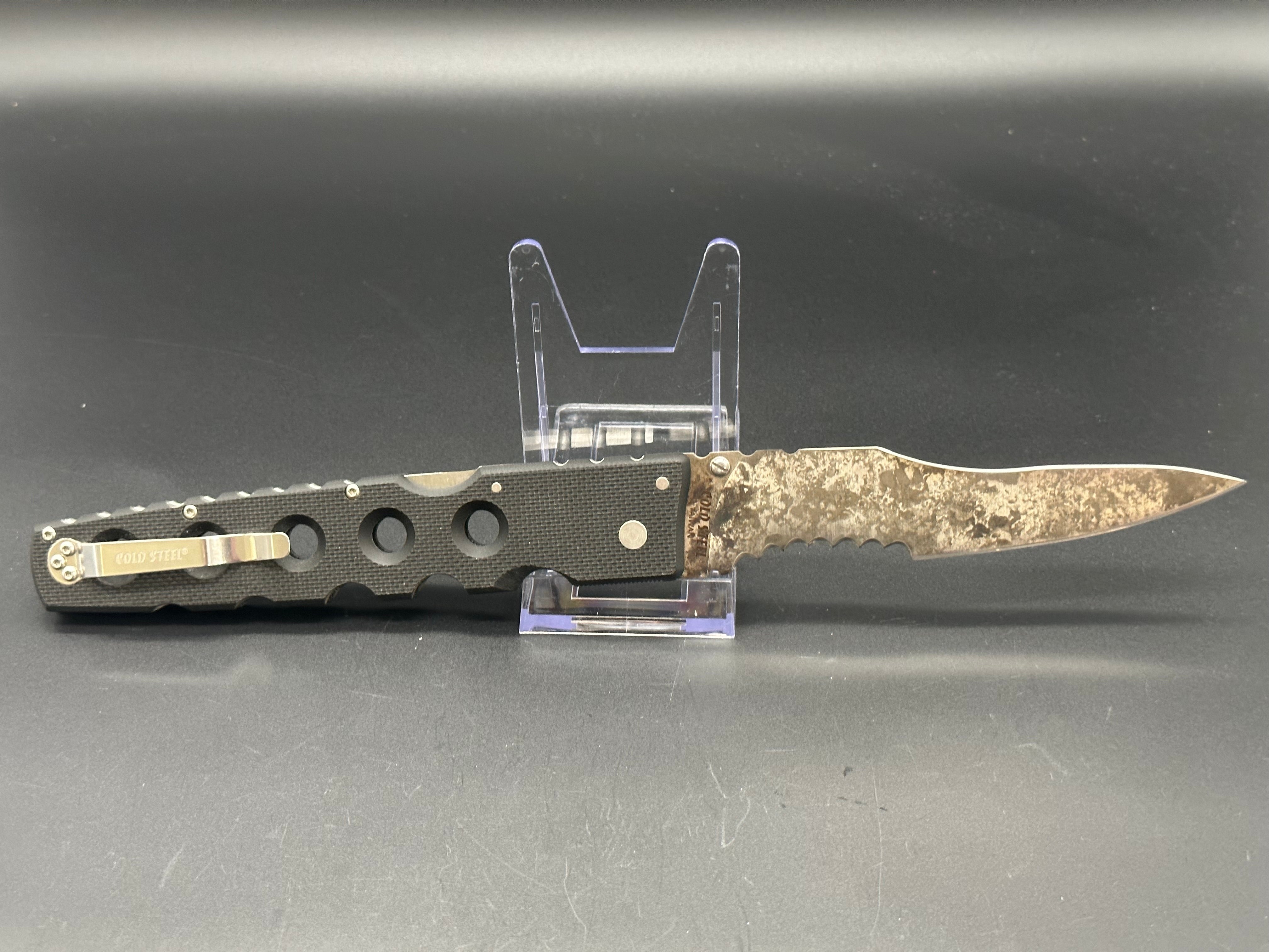Cold Steel Holdout 6