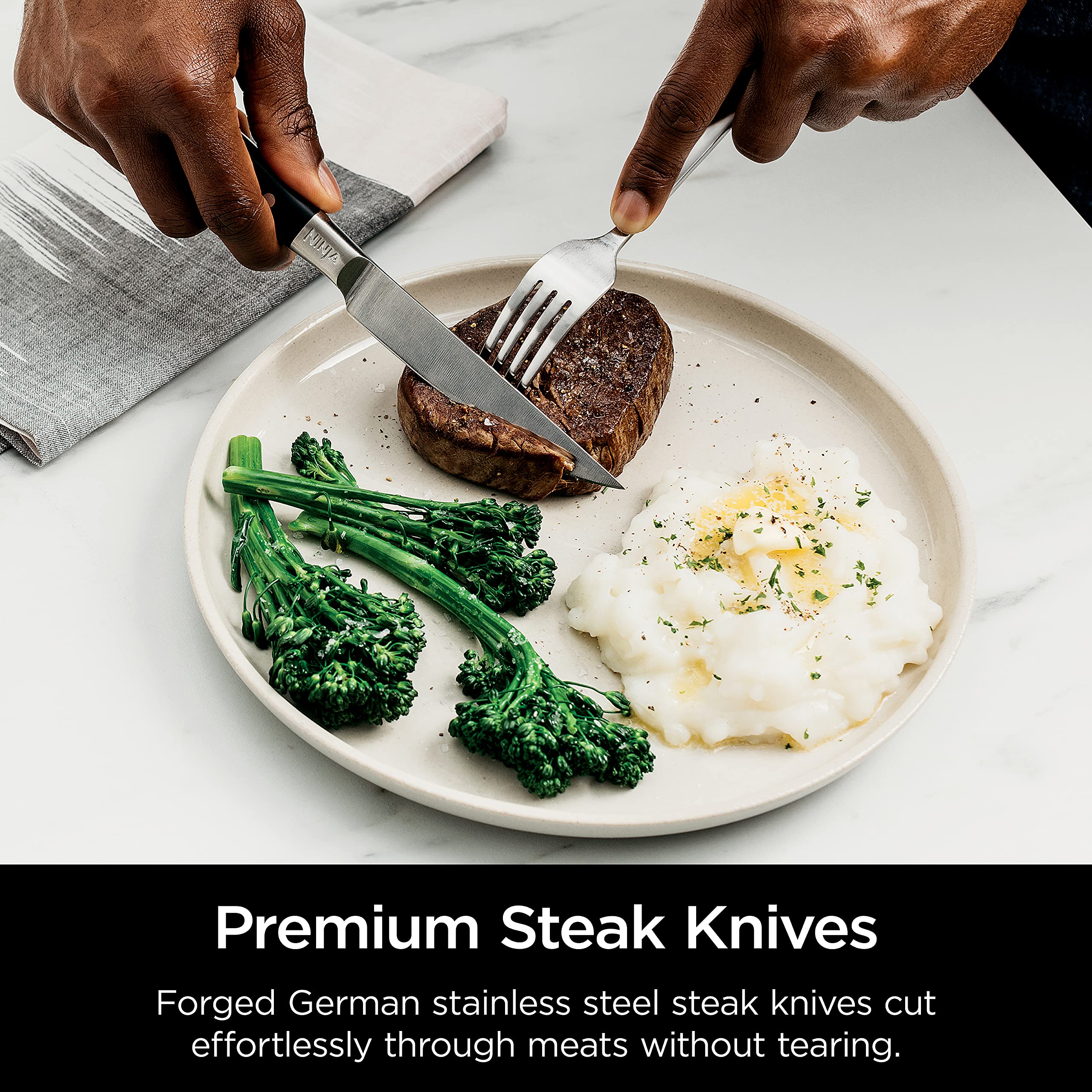 Ninja Professional 14-Piece Knife Set with Knife Sharpener & Block - Stainless Steel Chef Knives, Steak Knives & Kitchen Cutlery Set | Foodi NeverDull Technology | Perfect for Home Cooking, BBQ & Gourmet Meal Preparation