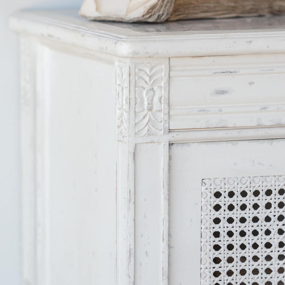 Giverny Nightstand - Modern Bedside Table with Storage Drawer, Wooden End Table for Bedroom, Living Room & Office - Perfect for Small Spaces & Apartment Decor