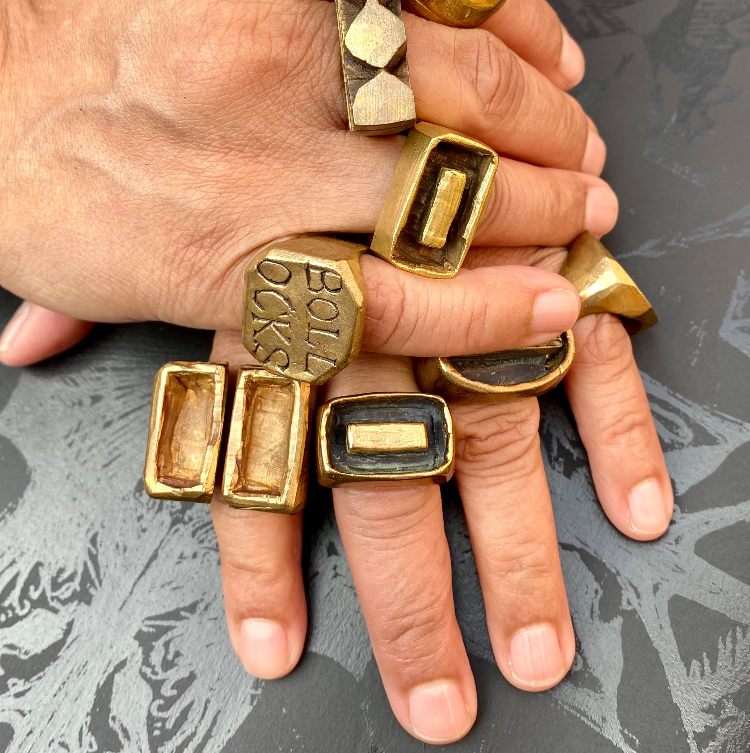 Elegant Bronze Ring No. 58 - Vintage Style Jewelry for Women & Men - Perfect for Weddings, Parties & Everyday Wear