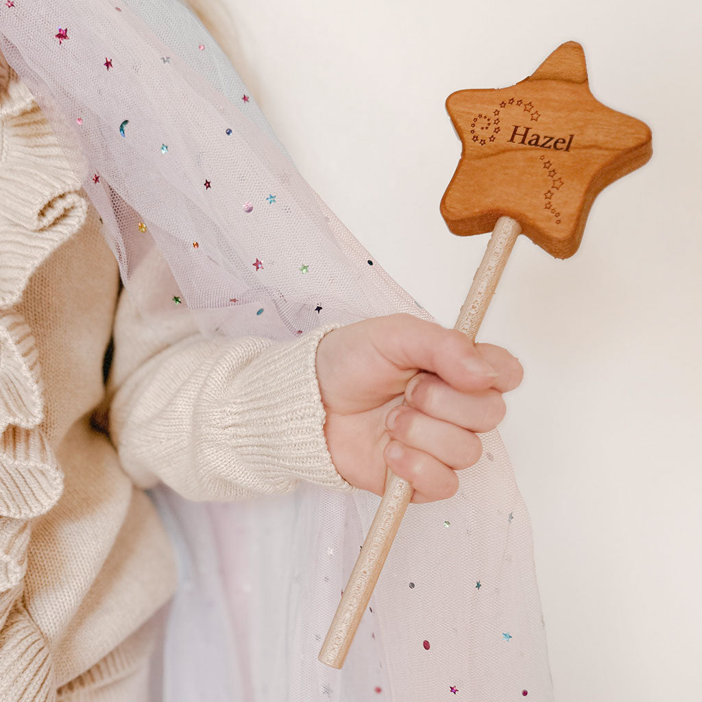 Wooden Star Wand - Handcrafted Magic Wand for Kids & Cosplay - Perfect for Halloween, Birthday Parties & Fantasy Play