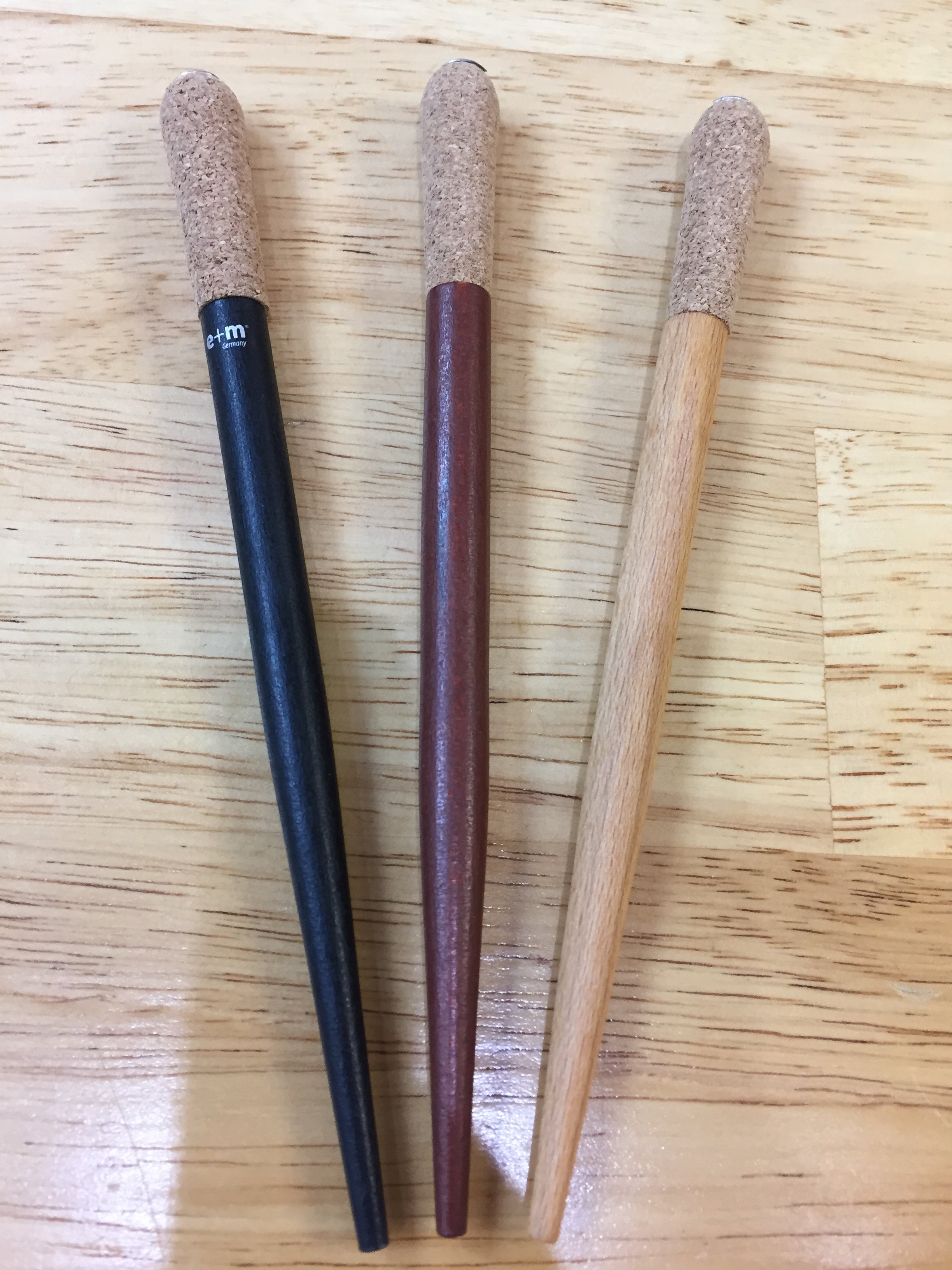 E+M Premium Cork Nib Holder for Calligraphy & Fountain Pens - Perfect for Artists, Writers, and Pen Enthusiasts - Ideal for Home Office, Studio, and Gift Giving