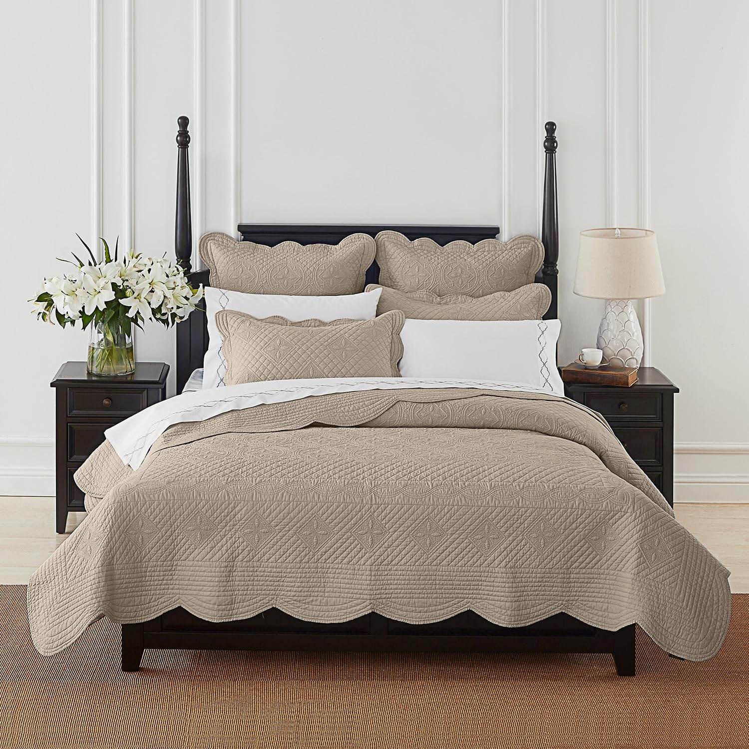 Luxury Calla Angel Sage Garden 100% Pure Cotton Matelasse Quilt Queen Size in Coffee Brown - Perfect for Bedroom Decor, Guest Room & Cozy Home Styling