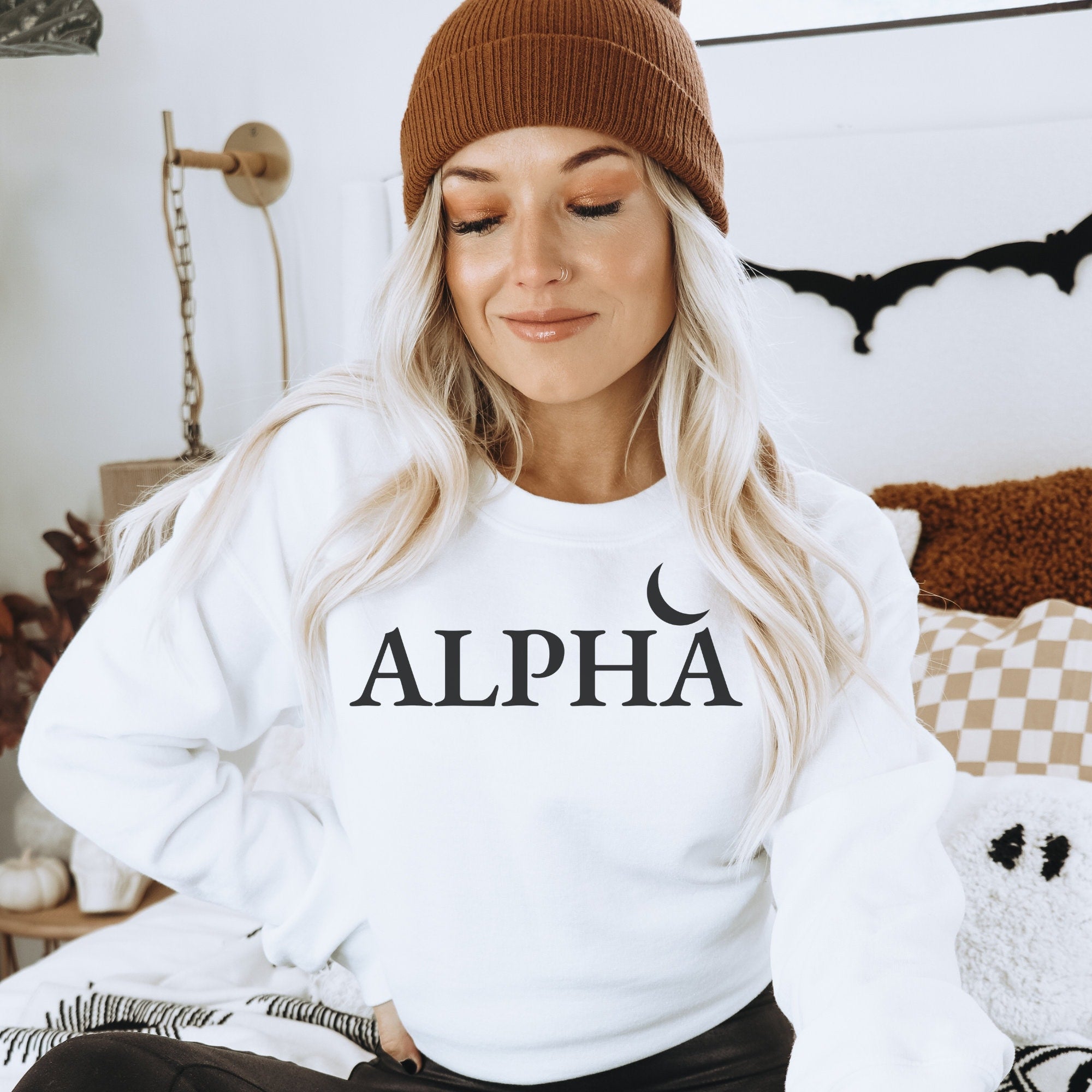 The Originals TV Show Sweatshirt - Klaus Mikaelson & Crescent Wolves Hoodie - Vampire Diaries Fan Gift for Men & Women - Perfect for Cosplay, Halloween & TVD Merch Collectors
