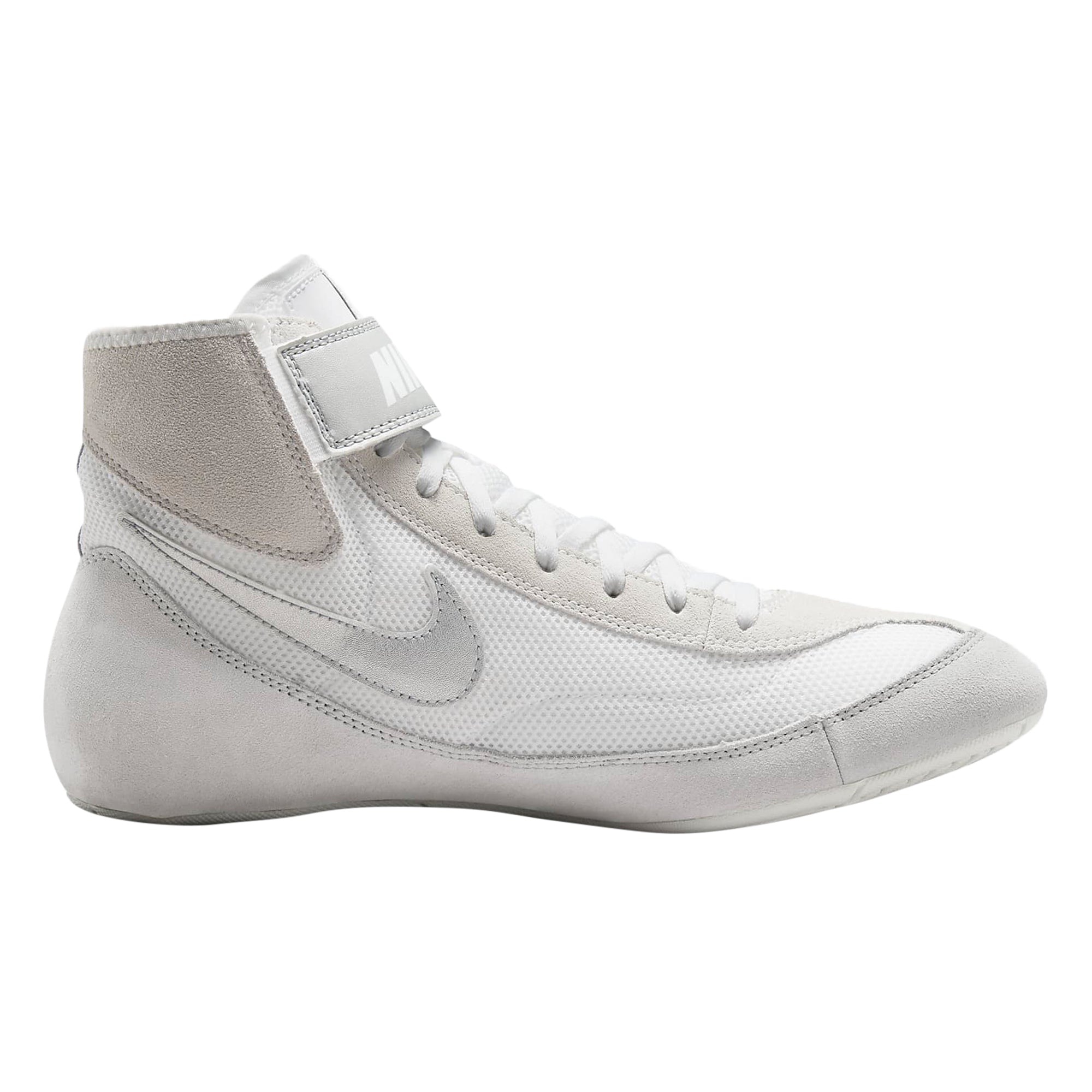 Nike SpeedSweep VII Soccer Cleats - Lightweight Football Boots for Men with Enhanced Traction | Perfect for Turf, Artificial Grass & Indoor Soccer Games
