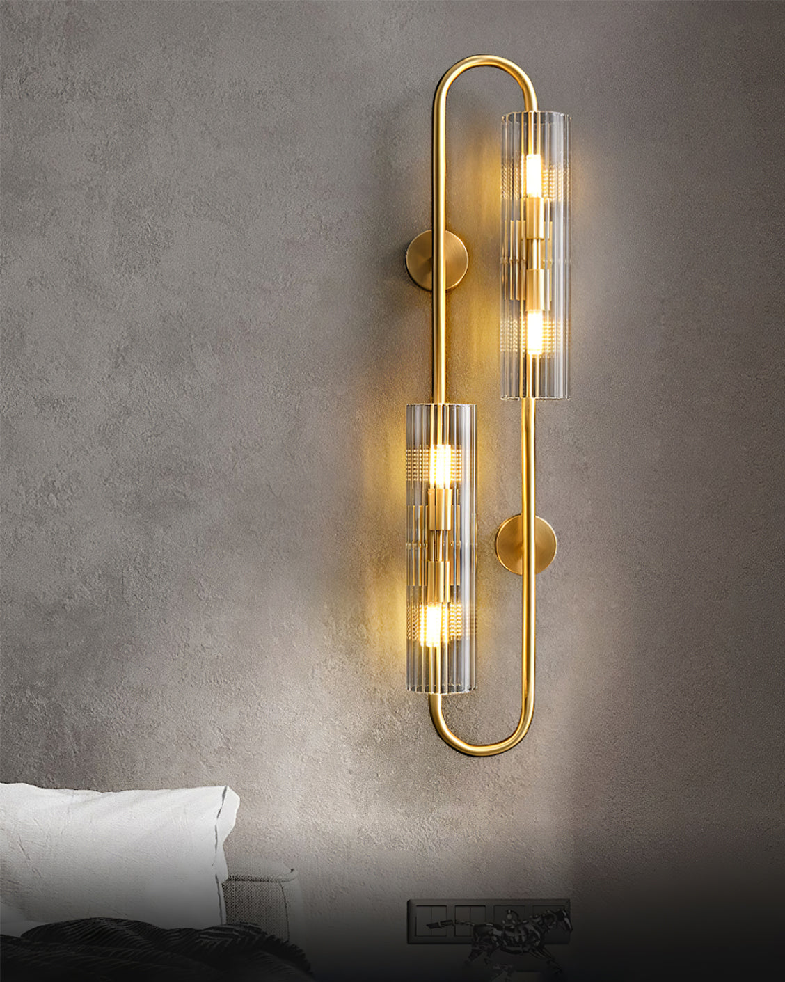 Vintage Double Brass Wall Light Fixture - Antique Style Sconce for Living Room, Bedroom & Hallway Lighting