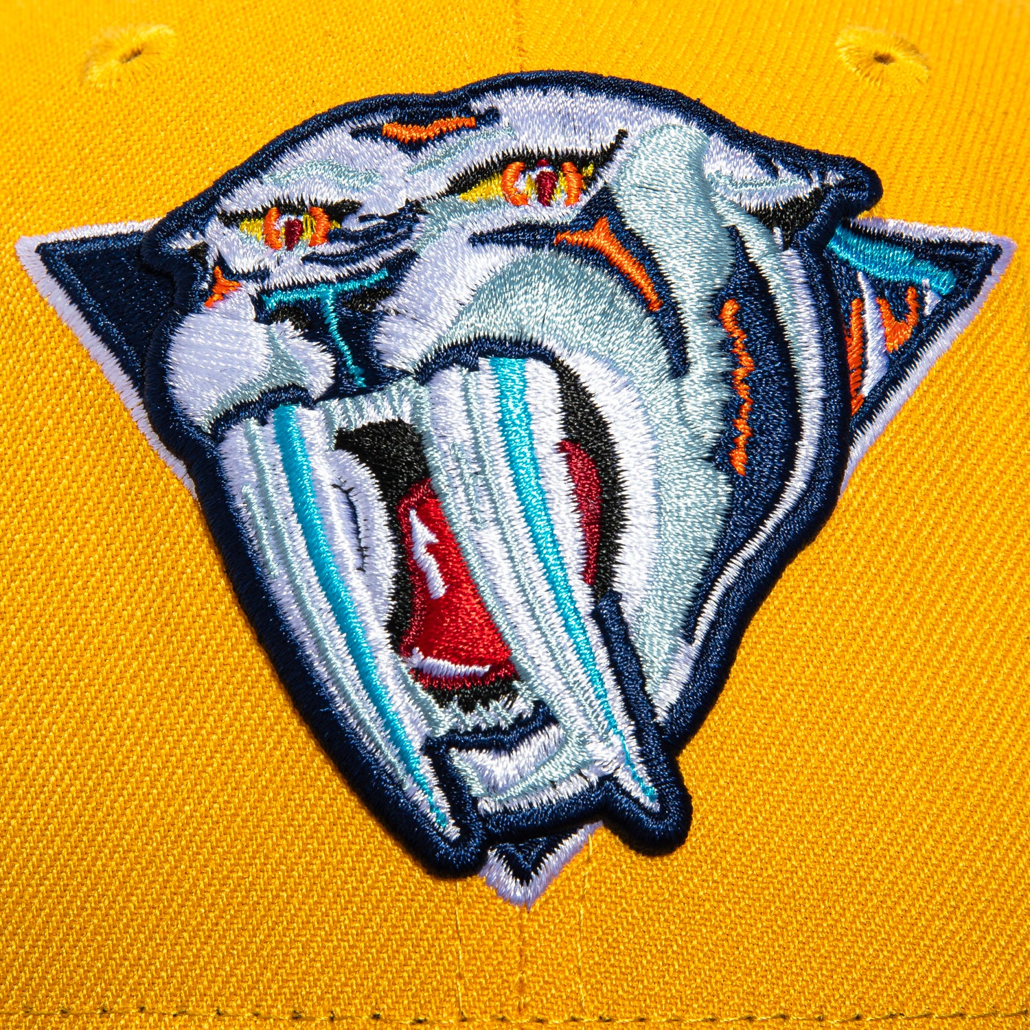 New Era 59Fifty Nashville Predators Snapback Hat - Gold & Light Navy NHL Hockey Cap for Men & Women - Perfect for Games, Tailgating & Fan Gear Collection