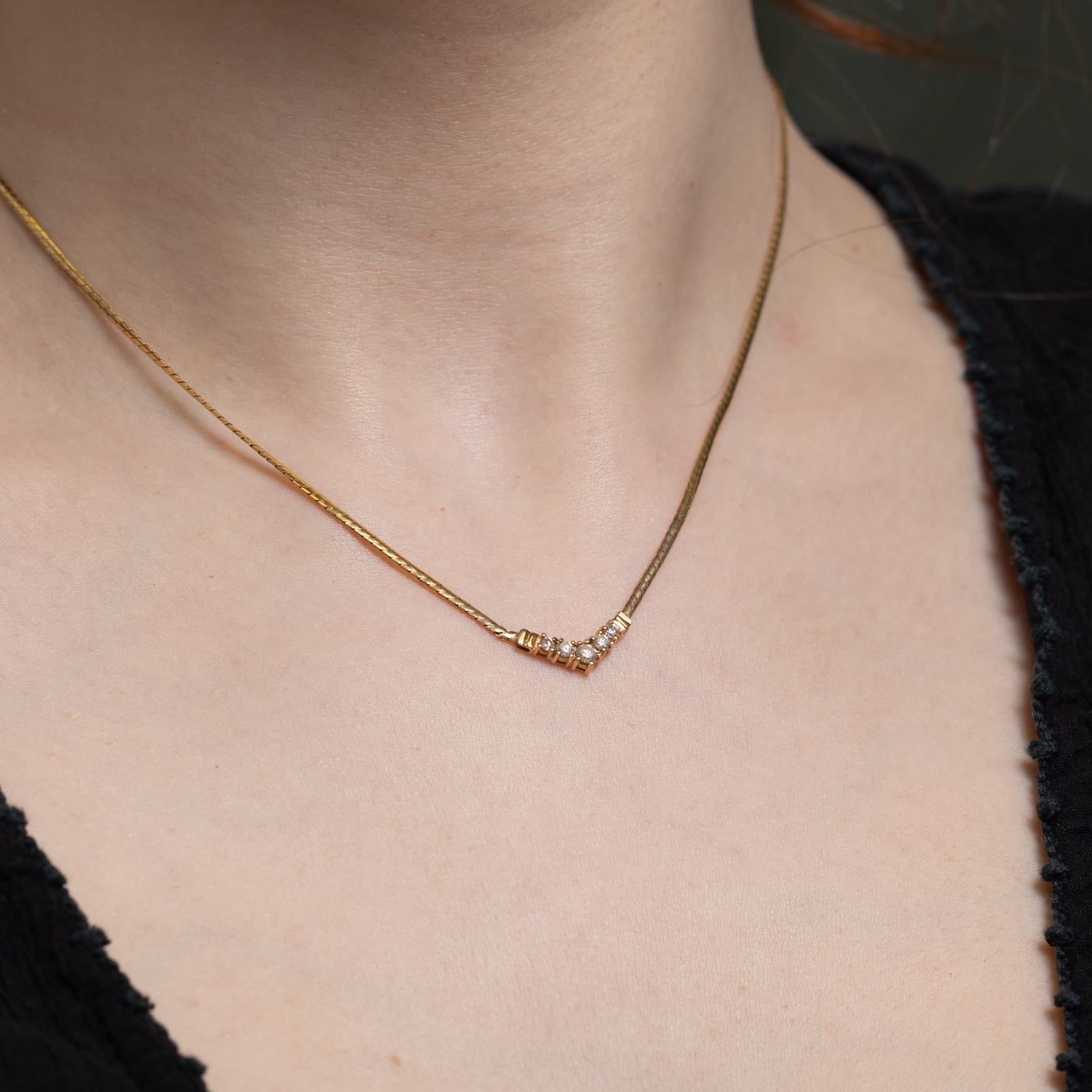 0.22ctw Diamond Chevron Necklace - 16