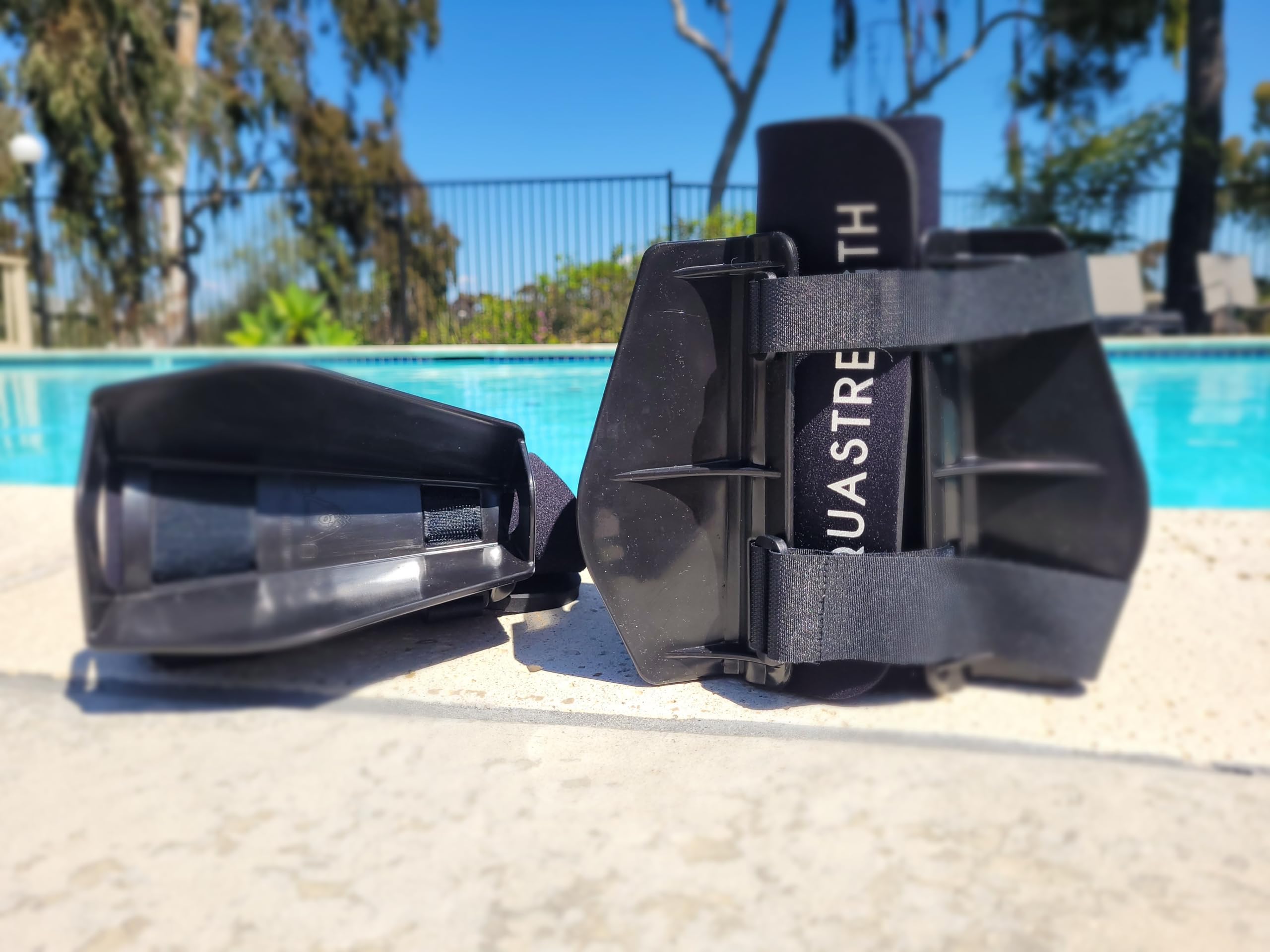 Best Functional Pool Exercise Equipment Set - Water Weights, Barbell, Dumbbells & Swim Fins | Free Workout Programs Included | Perfect for Aqua Fitness, Hydrotherapy & Swimming Training