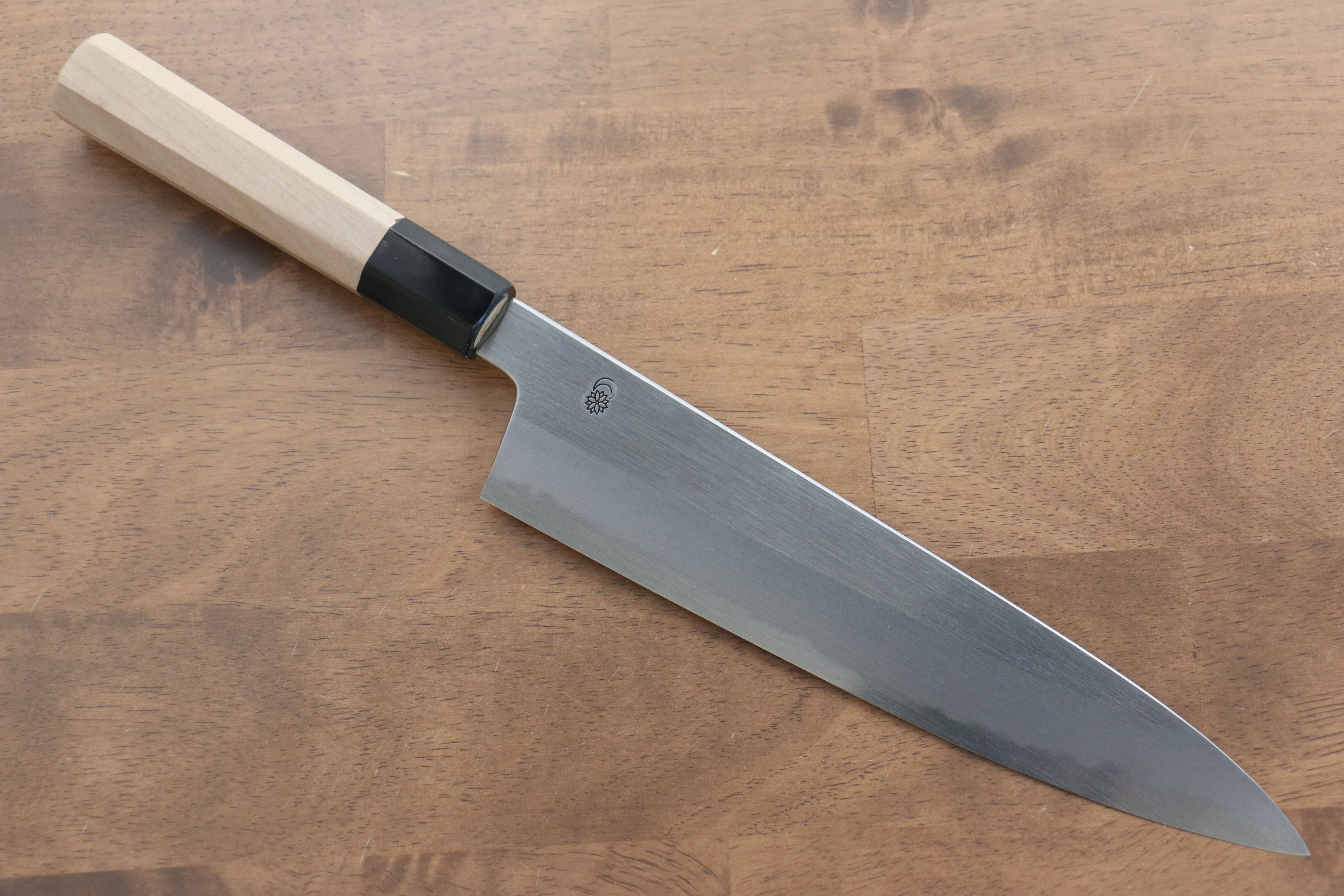 Premium Kikuzuki White Steel No.2 Kasumitogi Gyuto Japanese Chef Knife 240mm with Magnolia Handle - Perfect for Sushi, Meat Slicing & Professional Kitchen Use