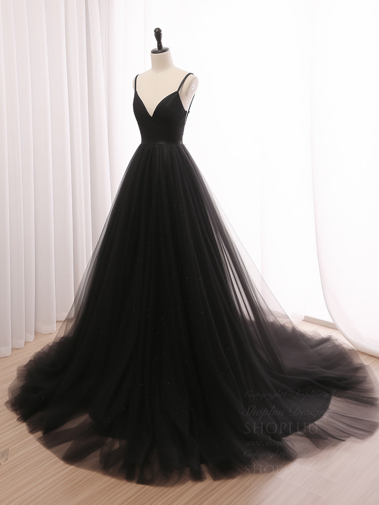 Elegant A-Line V-Neck Black Tulle Long Prom Dress - Perfect for Formal Dances, Evening Galas & Special Occasions