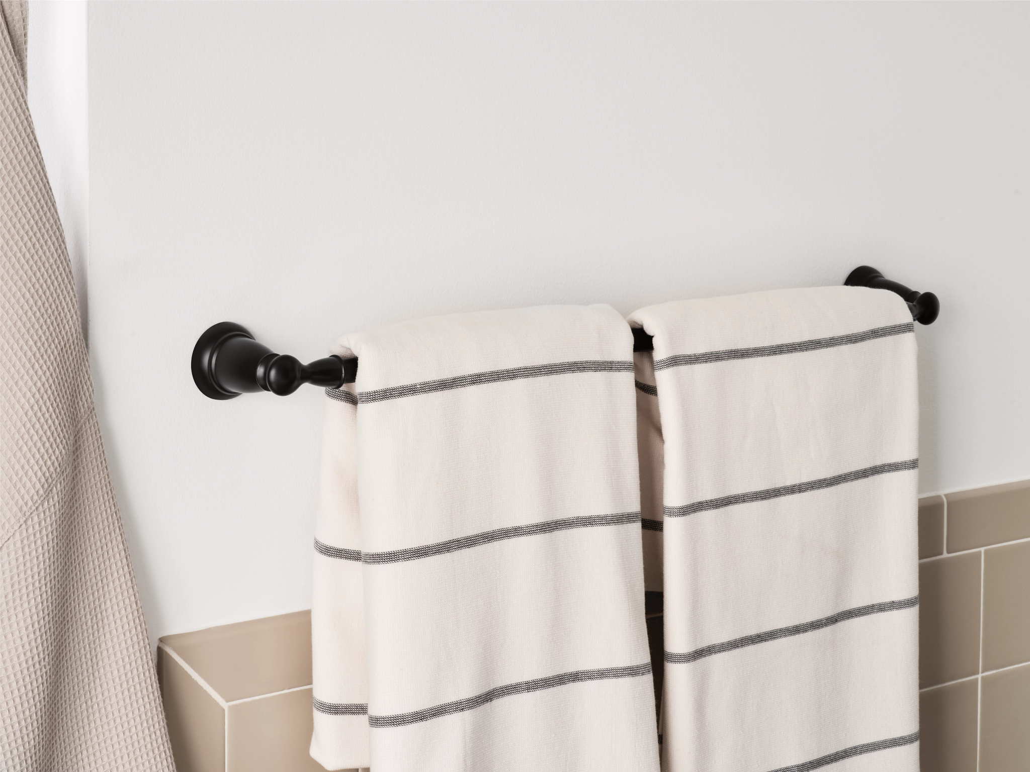 Banbury Chrome 24-Inch Towel Bar - Premium Bathroom Towel Rack for Modern Homes, Hotels & Spas - Durable & Stylish Bath Accessory