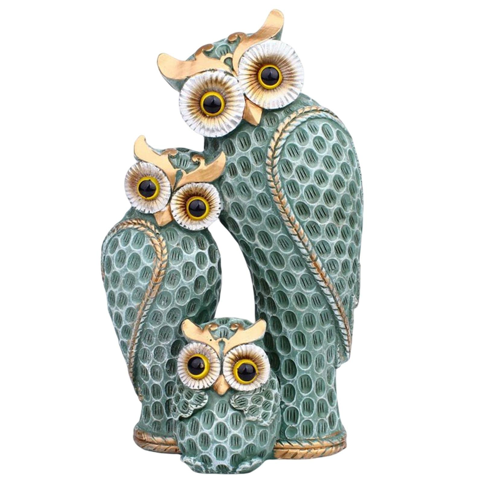 PETSOLA Resin Owl Family Figurines - Handcrafted Home Decor, Unique Owl Lovers Gift Set for Wedding, Housewarming & Birthday - Cute Animal Statue Collection for Apartment, Nightstand, Bar, Office Desk Decor - Perfect for Nature-Themed Room, Boho Decor & Gift Giving Occasions (Green)