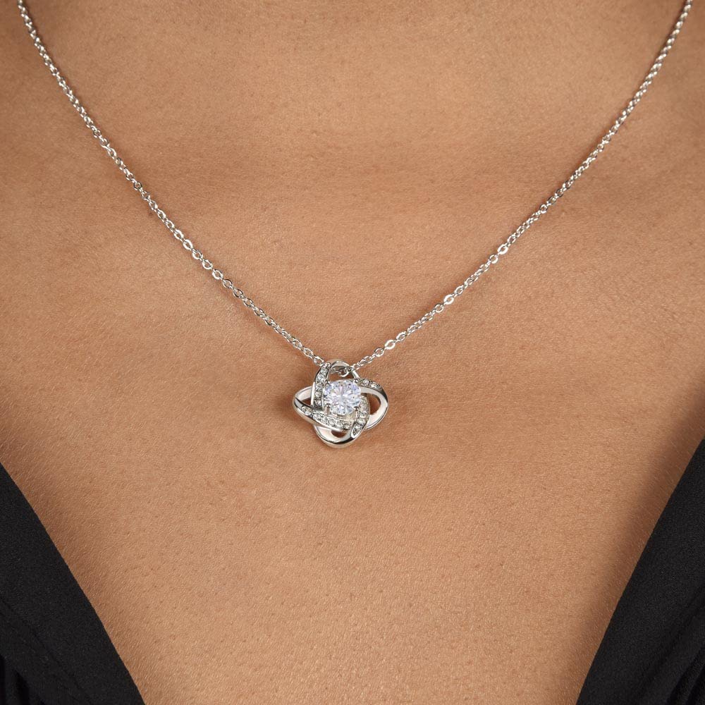 Best Friend Necklace for Women - Cute Friendship Jewelry Gift for Sister, Bestie, or Unbiological Sister - Birthday Present with Luxury Mahogany Gift Box - Perfect for Anniversaries, Graduations, and Special Occasions