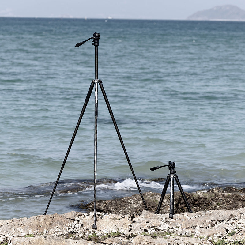 Ulanzi F38 Quick Release Video Travel Tripod 3318 - Lightweight Aluminum Tripod for DSLR Camera, Smartphone & Vlogging - Perfect for Travel, YouTube & Outdoor Photography