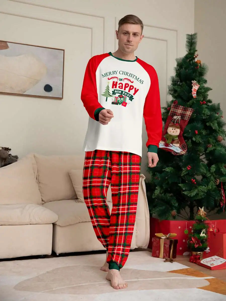 Christmas Tree Printed Family Matching Pajamas Sets - Cozy Holiday Sleepwear for Family Photos & Christmas Morning