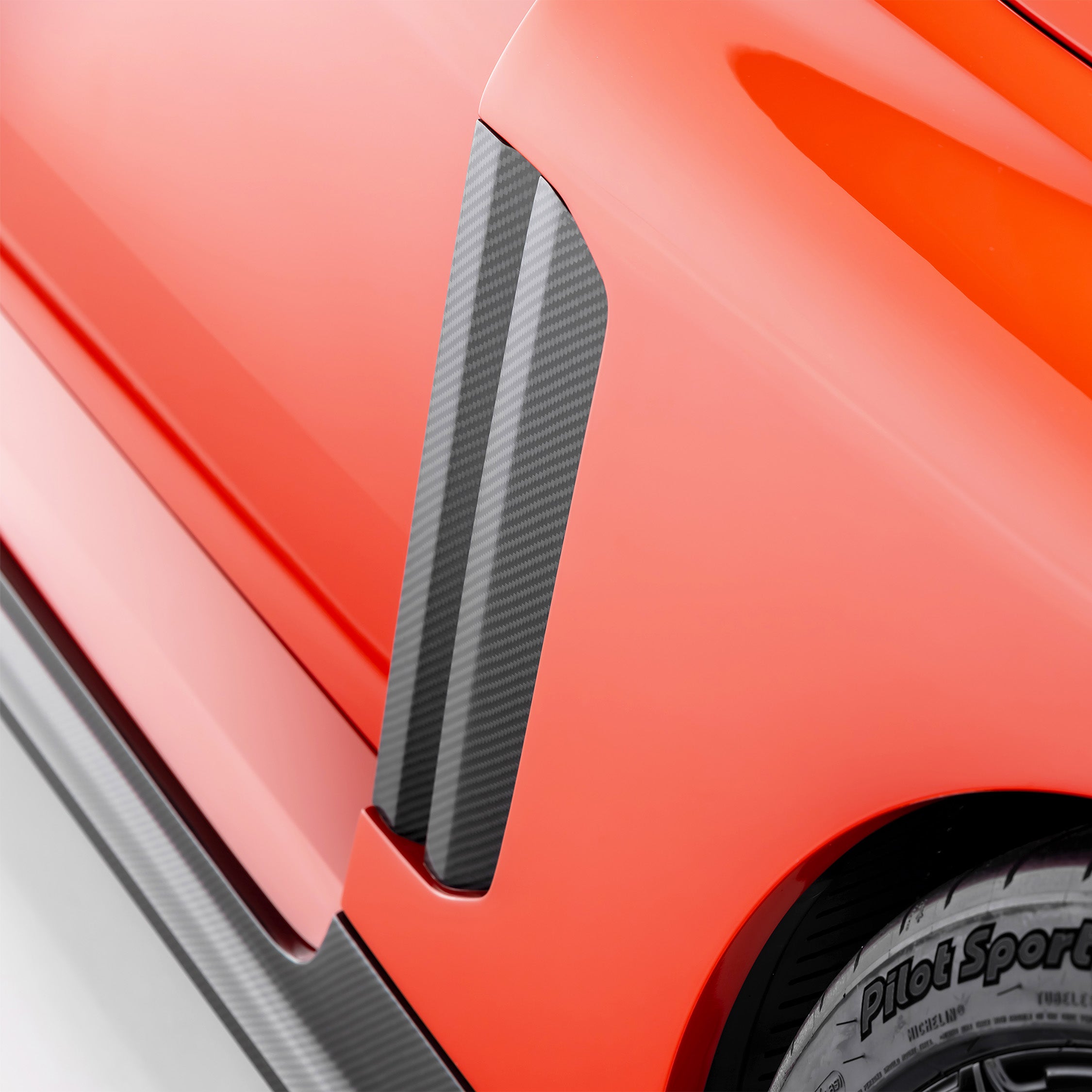 BMW G8X M2 VRS Aero Vented Fenders with Side Skirts - Carbon Fiber PP 2X2 Glossy V Style™️ - High-Performance Upgrade for Track & Street Racing