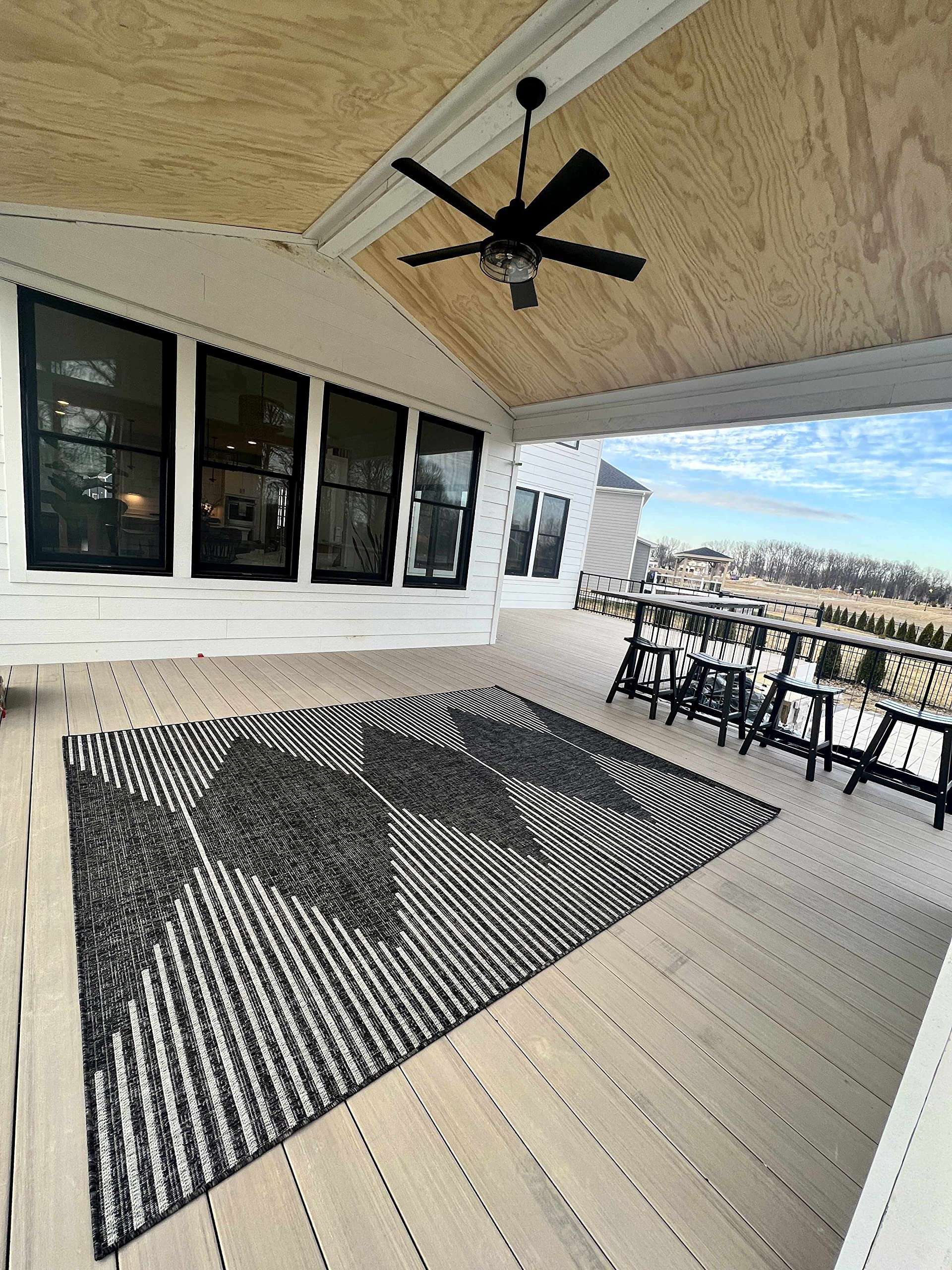 Modern Hauteloom Stephan Indoor Outdoor Rug - Gray, Beige, Black - 6'7
