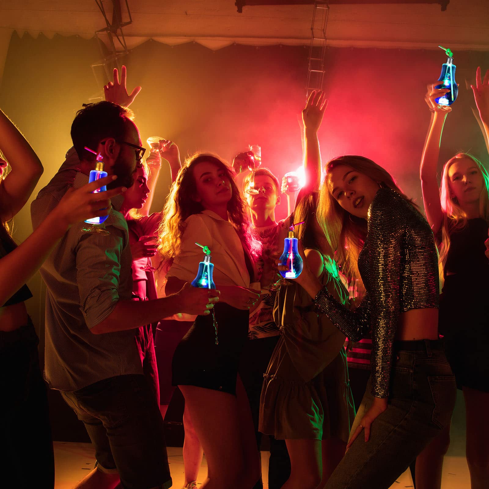 LED Light Up Drinking Glasses - 12-Pack Glow in the Dark Plastic Cups with Lids & Straws (500ml) - Fun Party Favors, Nightclub Drinks, Poolside Beverages & Halloween Cocktail Accessories