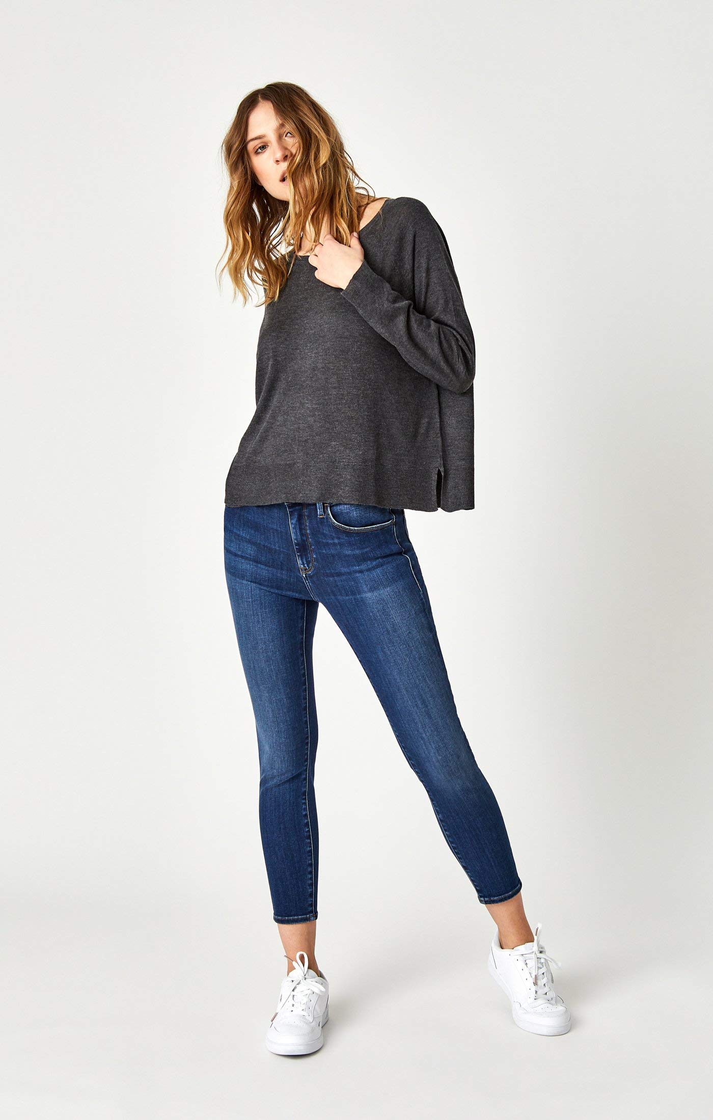 Mavi Women's Adriana Mid-Rise Super Skinny Jeans - Stretch Denim Pants for Casual Wear & Night Out | Slim Fit, Comfortable, Trendy Fashion for Everyday Style