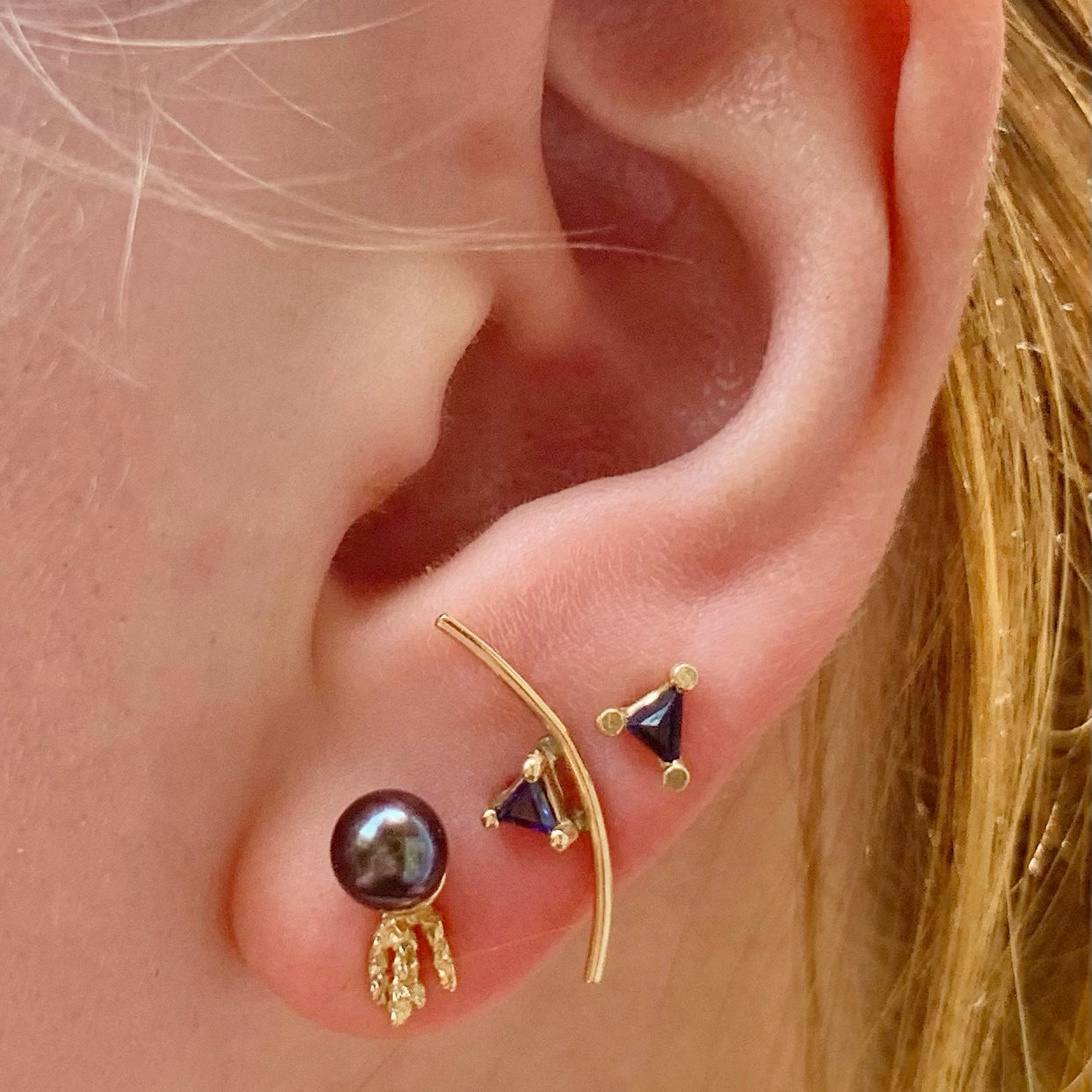 Element Sapphire Curve Gold Stud Earrings for Women - 14K Gold Plated Cubic Zirconia Earrings - Elegant Gift for Birthday, Anniversary & Valentine's Day - Perfect for Parties, Weddings & Everyday Wear