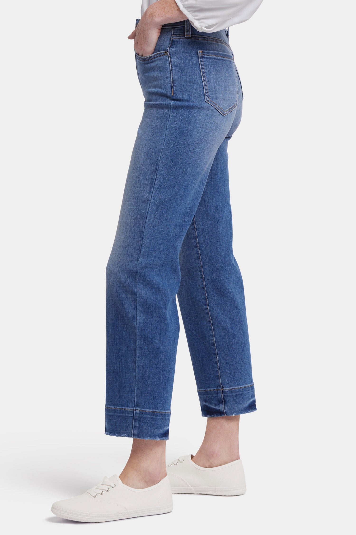 Bailey Relaxed Straight Ankle Jeans for Women - Comfortable Stretch Denim Pants with Bilbao Crest | Perfect for Casual Wear, Office & Everyday Outfits