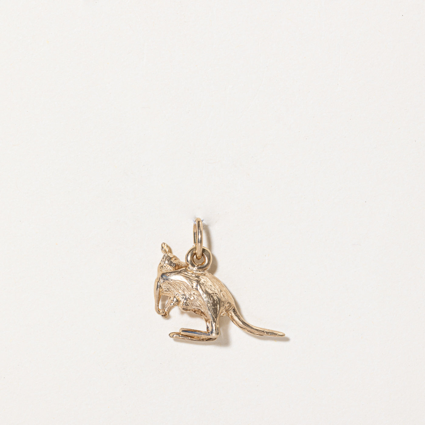 9K Yellow Gold Kangaroo Charm Pendant - Elegant Jewelry Gift for Women & Girls - Perfect for Birthdays, Anniversaries & Special Occasions